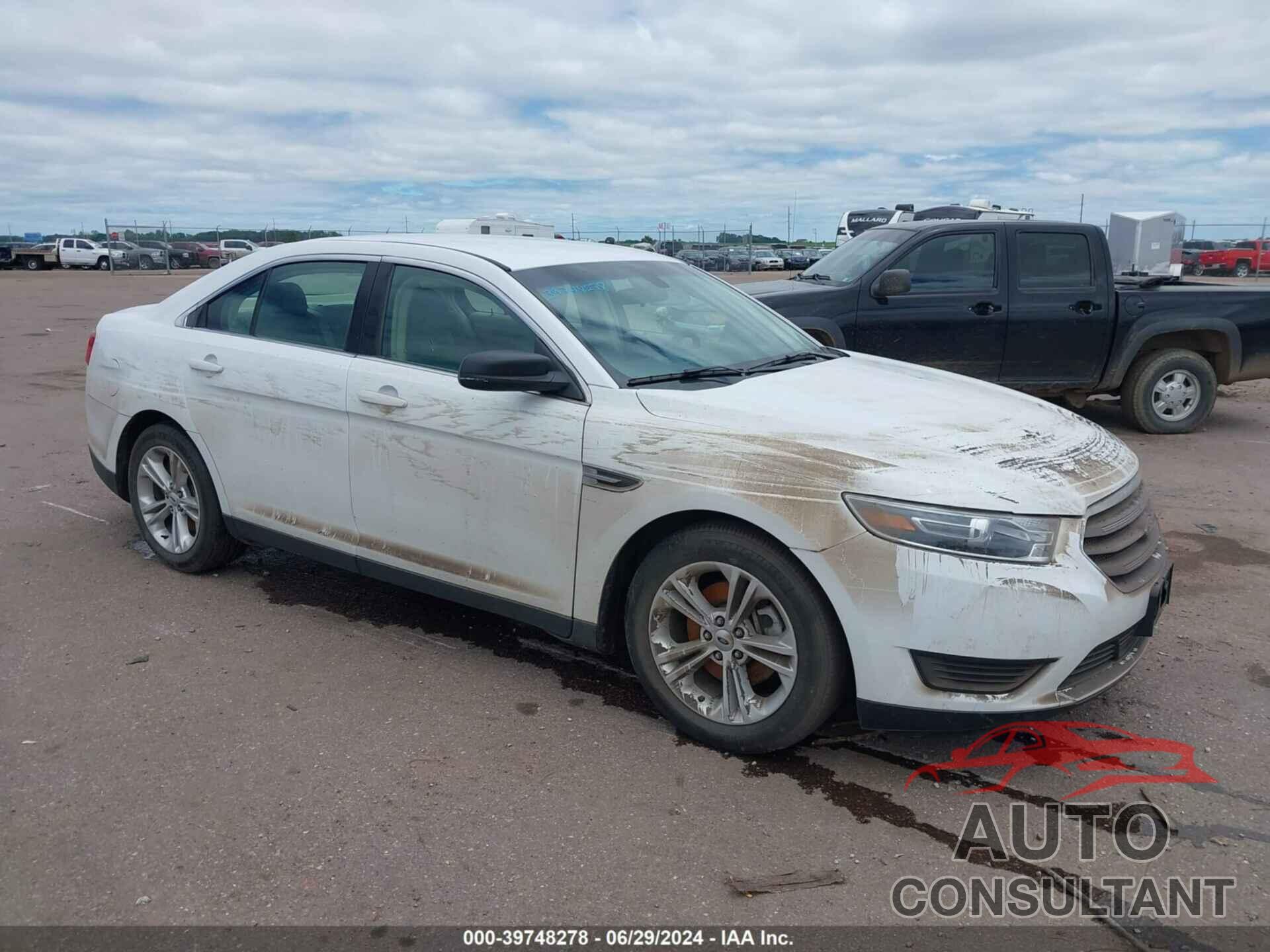 FORD TAURUS 2018 - 1FAHP2D86JG118790