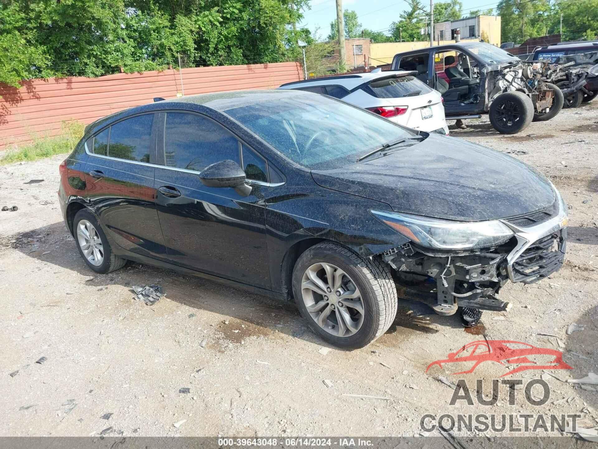 CHEVROLET CRUZE 2019 - 3G1BE6SM2KS559034