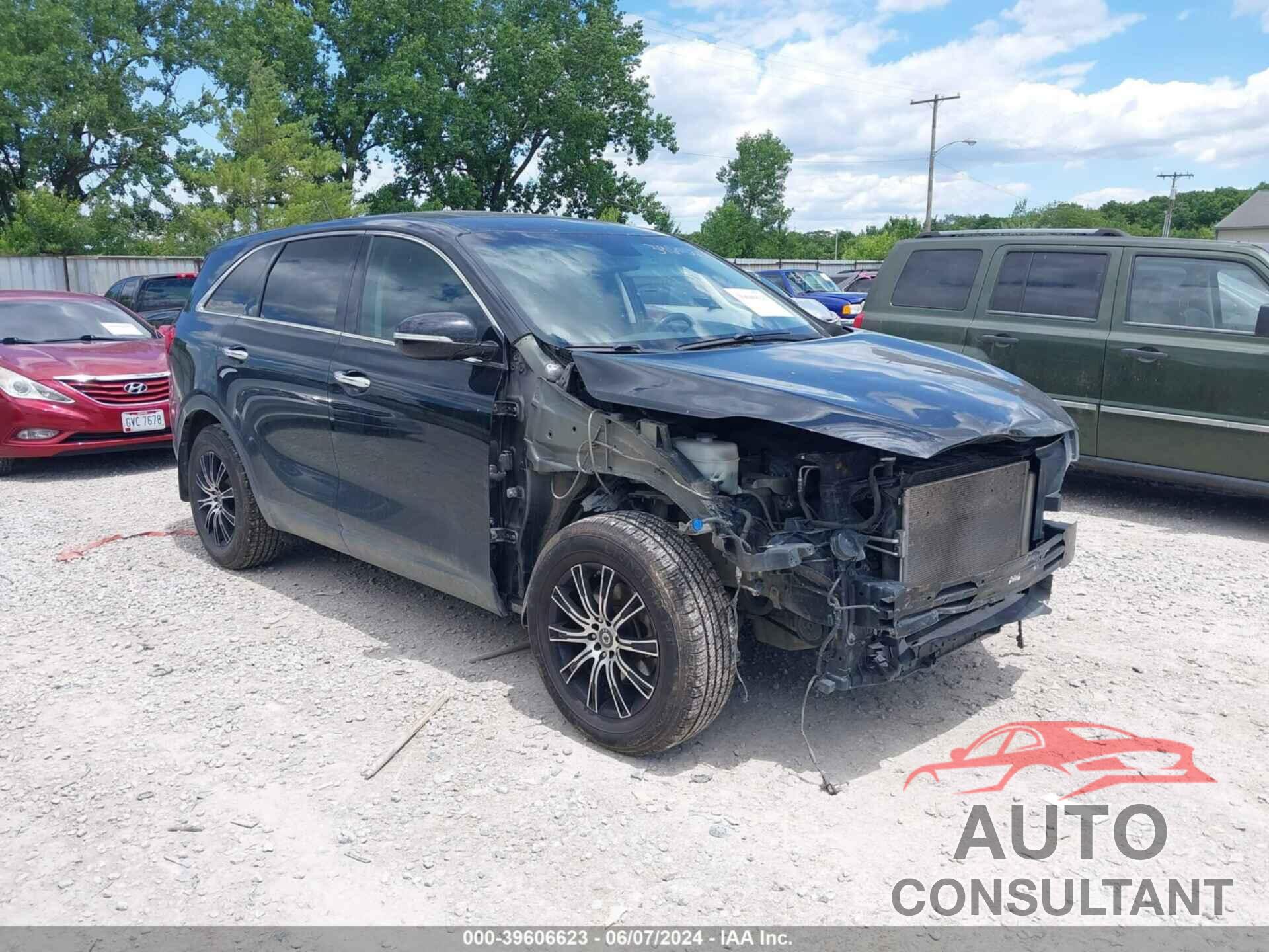 KIA SORENTO 2017 - 5XYPG4A38HG200897