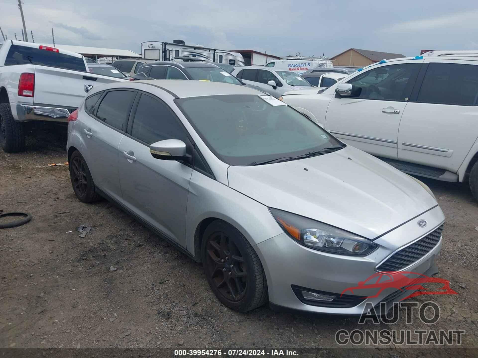 FORD FOCUS 2016 - 1FADP3K28GL222328