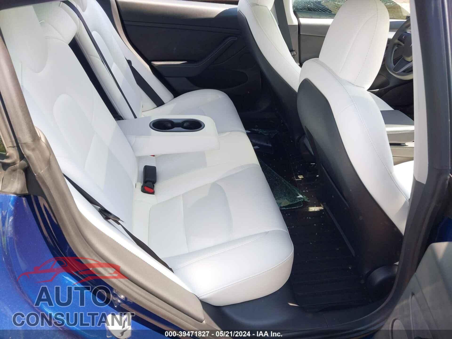 TESLA MODEL 3 2021 - 5YJ3E1EA9MF030059