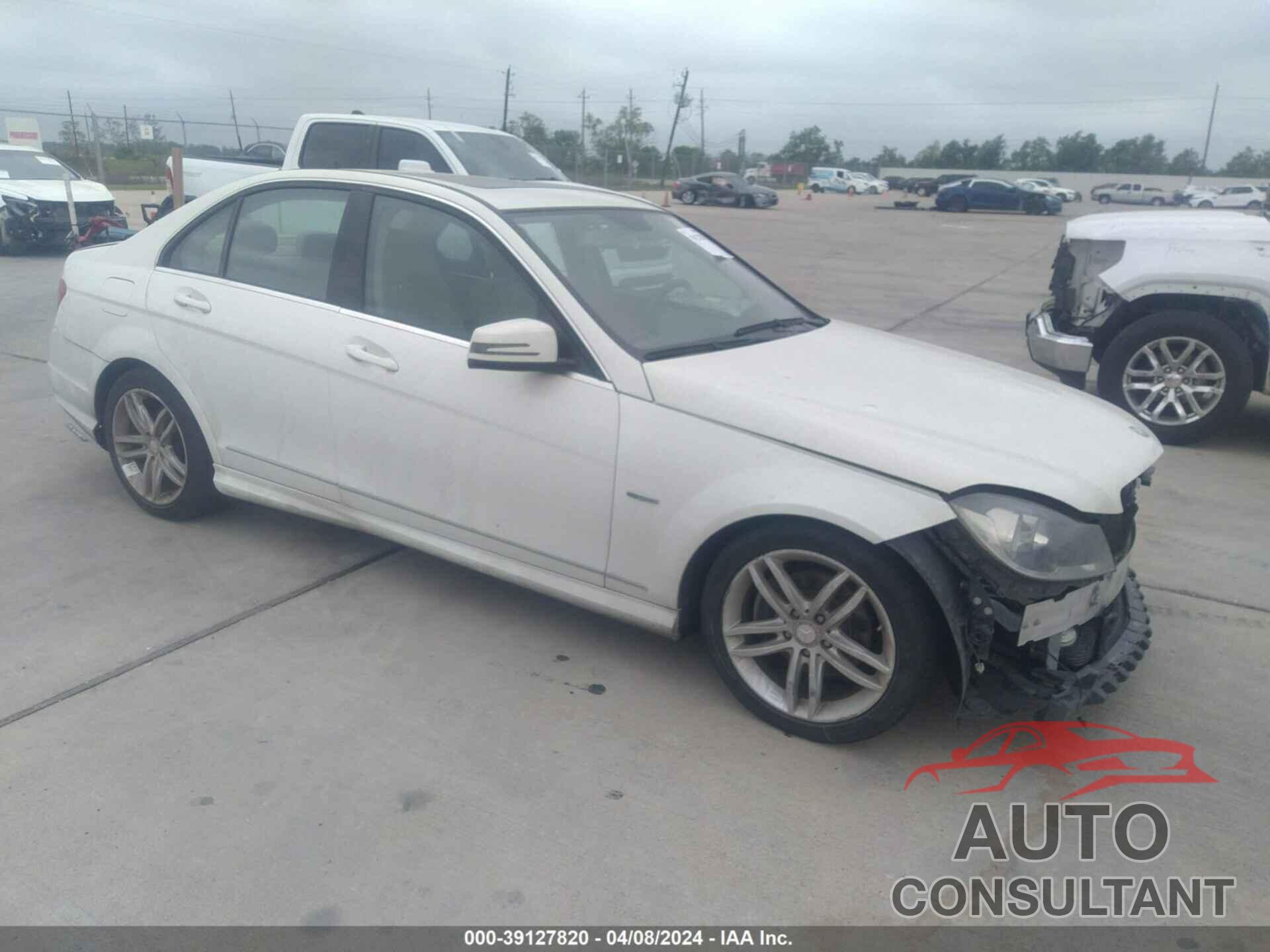 MERCEDES-BENZ C 250 2012 - WDDGF4HB1CR227228