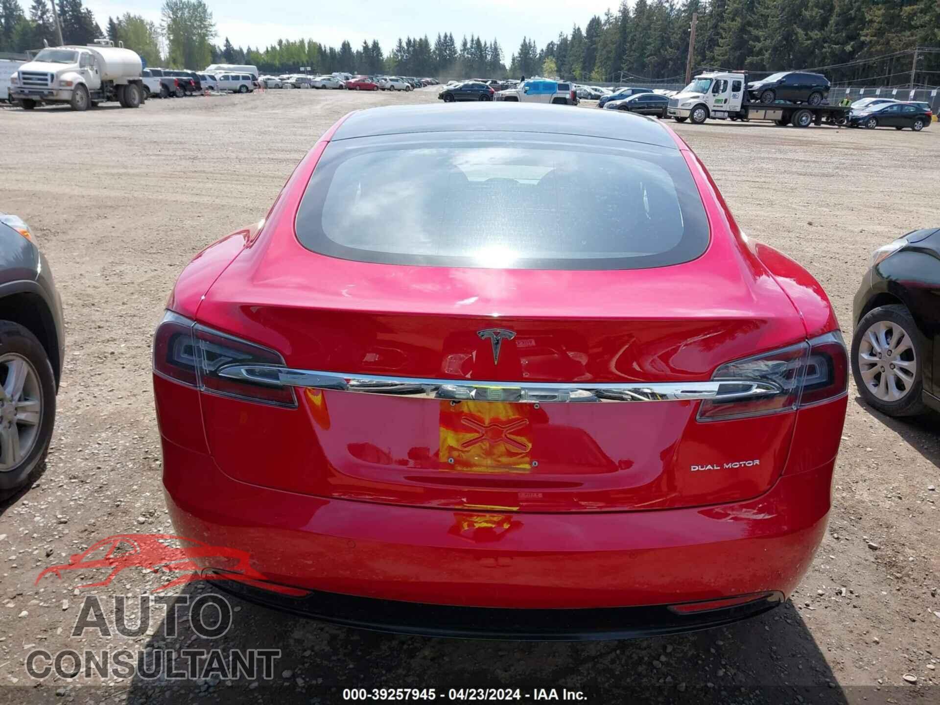 TESLA MODEL S 2020 - 5YJSA1E2XLF402992