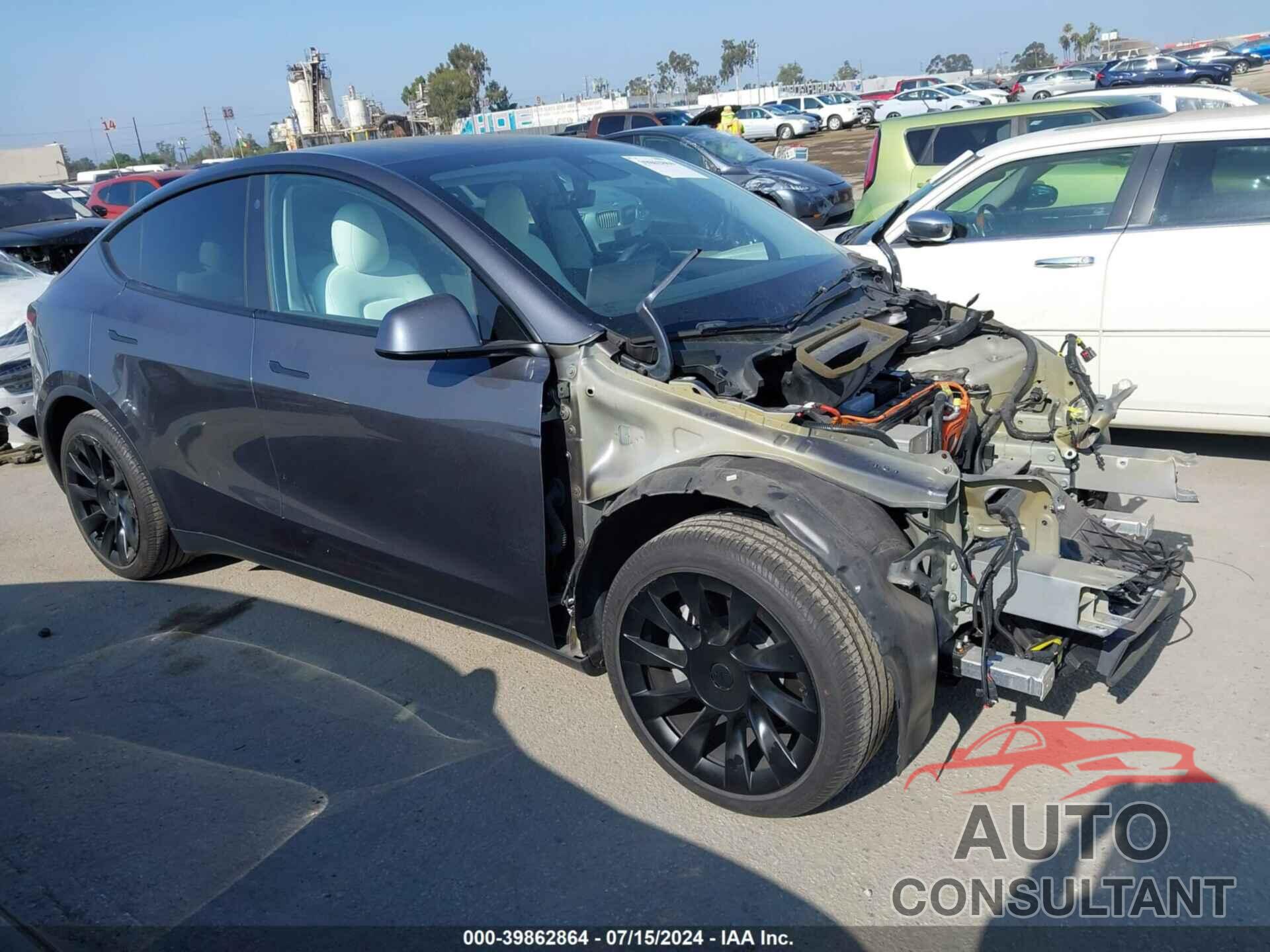 TESLA MODEL Y 2021 - 5YJYGDED8MF181356