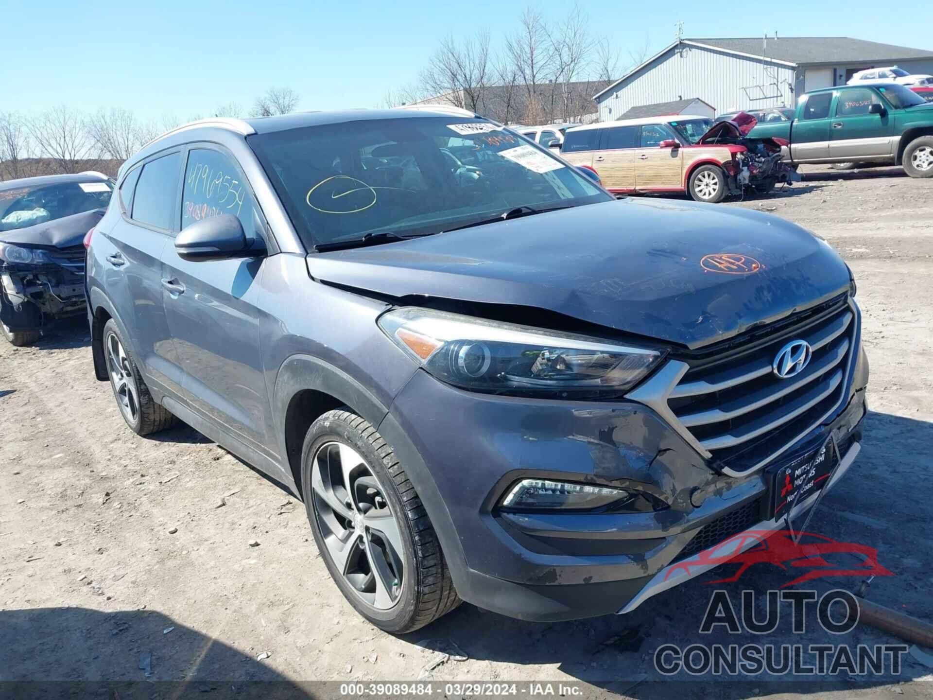 HYUNDAI TUCSON 2017 - KM8J33A22HU386286