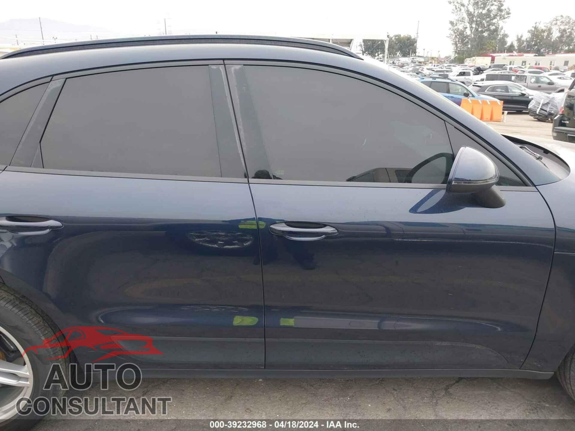 PORSCHE MACAN 2018 - WP1AA2A5XJLB02489