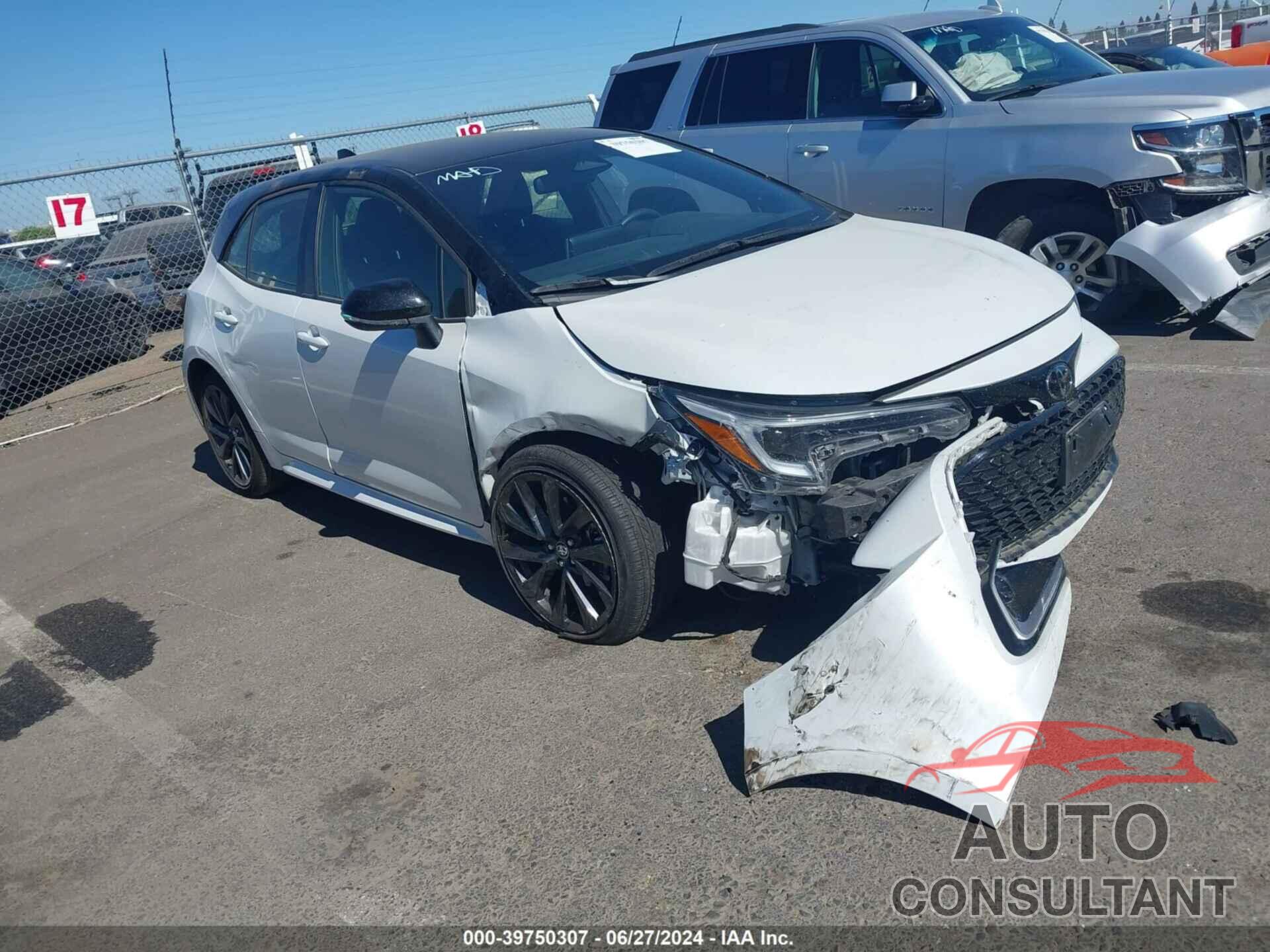 TOYOTA COROLLA 2023 - JTNC4MBE4P3209909