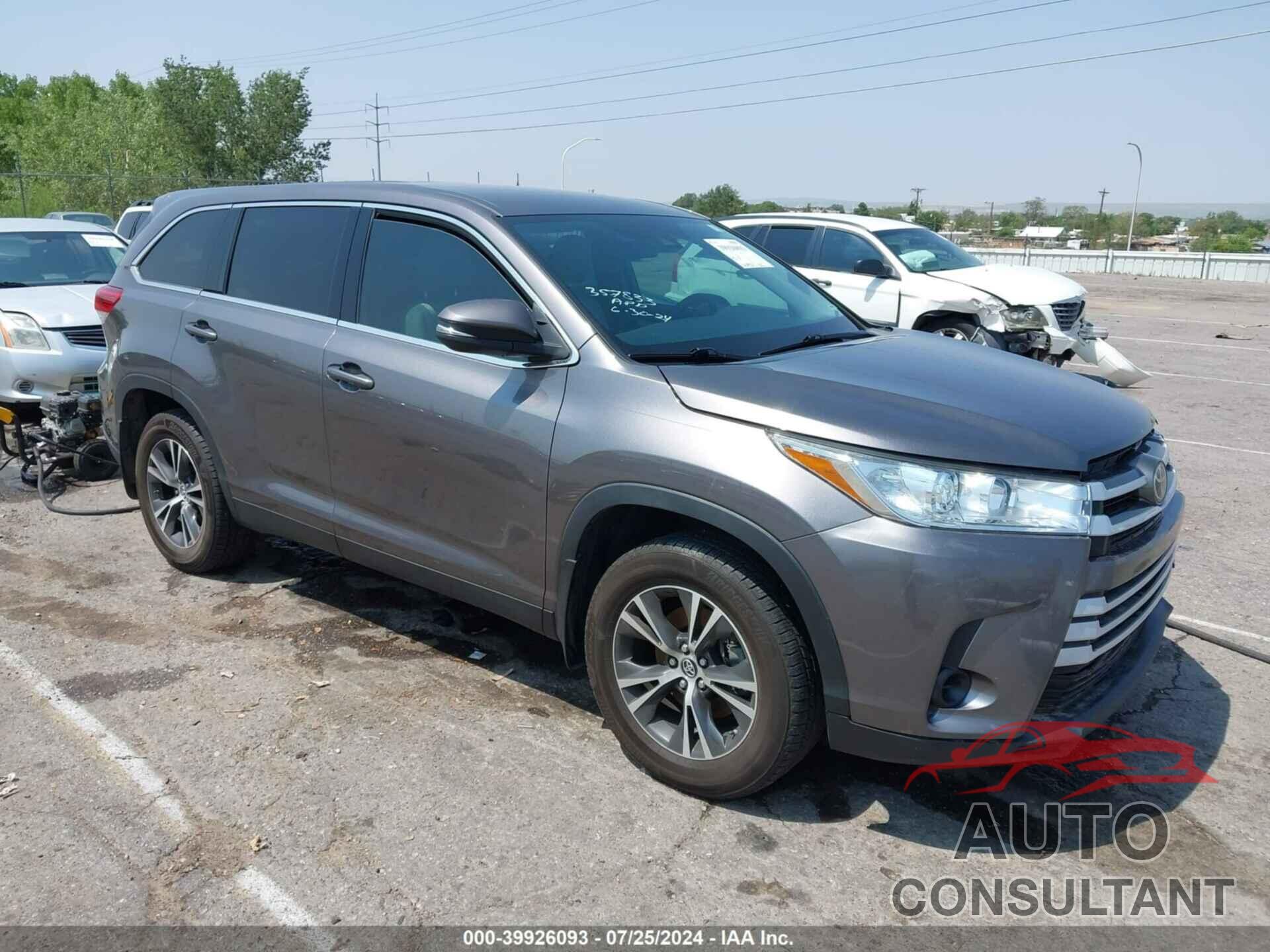 TOYOTA HIGHLANDER 2019 - 5TDBZRFH5KS738604