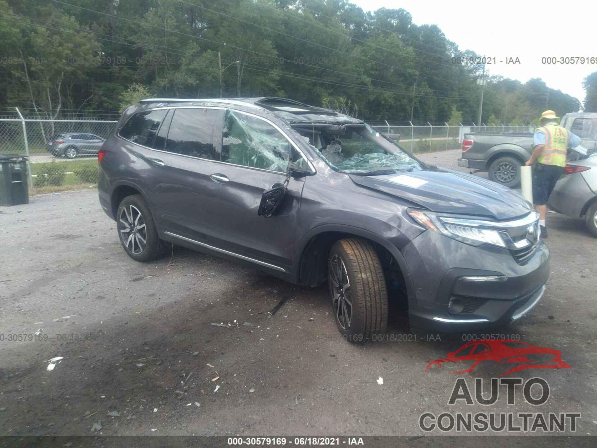 HONDA PILOT 2019 - 5FNYF5H90KB041816