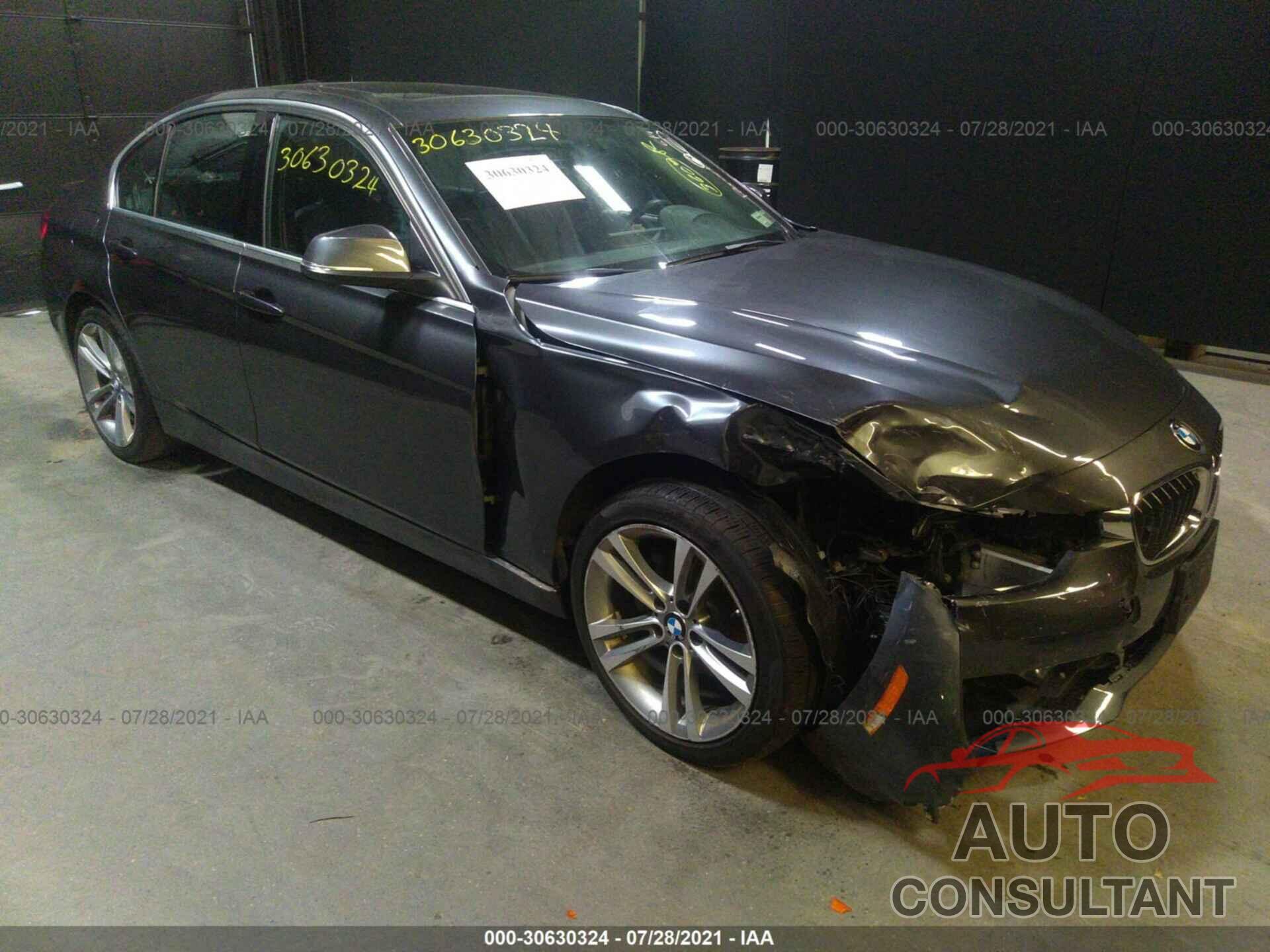BMW 3 SERIES 2018 - WBA8D9C5XJEM32423
