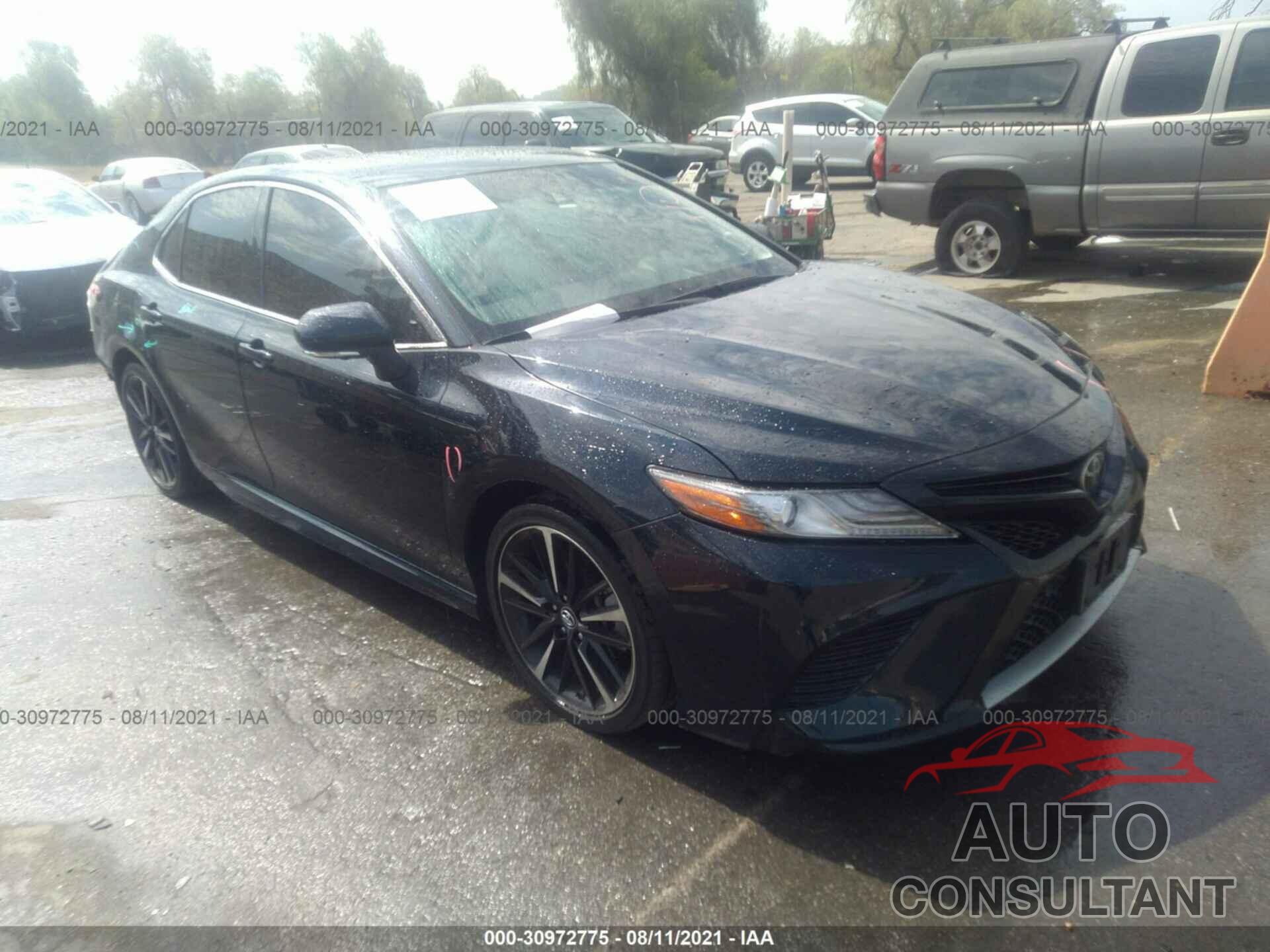 TOYOTA CAMRY 2018 - 4T1BZ1HK4JU505930