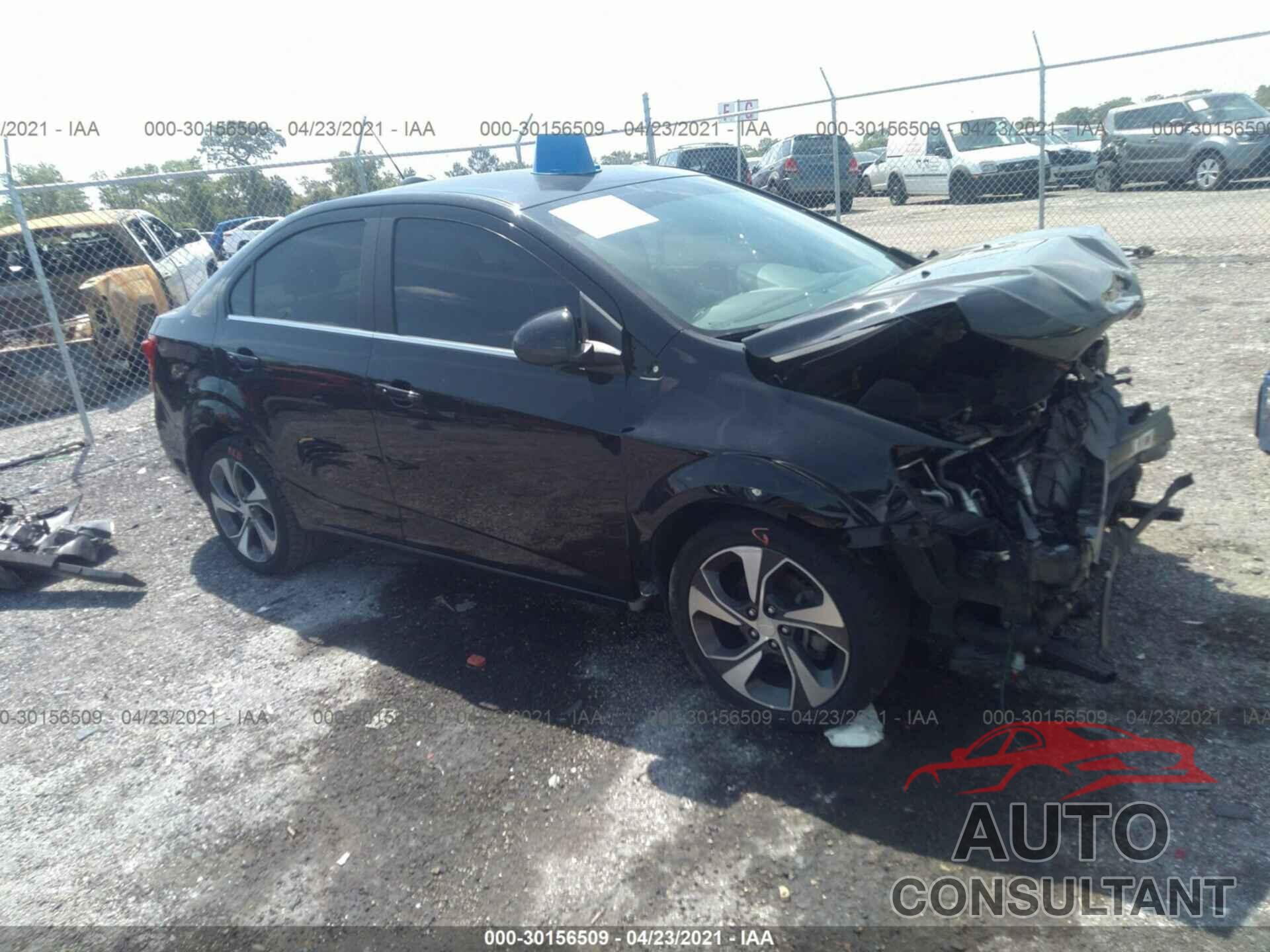 CHEVROLET SONIC 2017 - 1G1JF5SB4H4122291