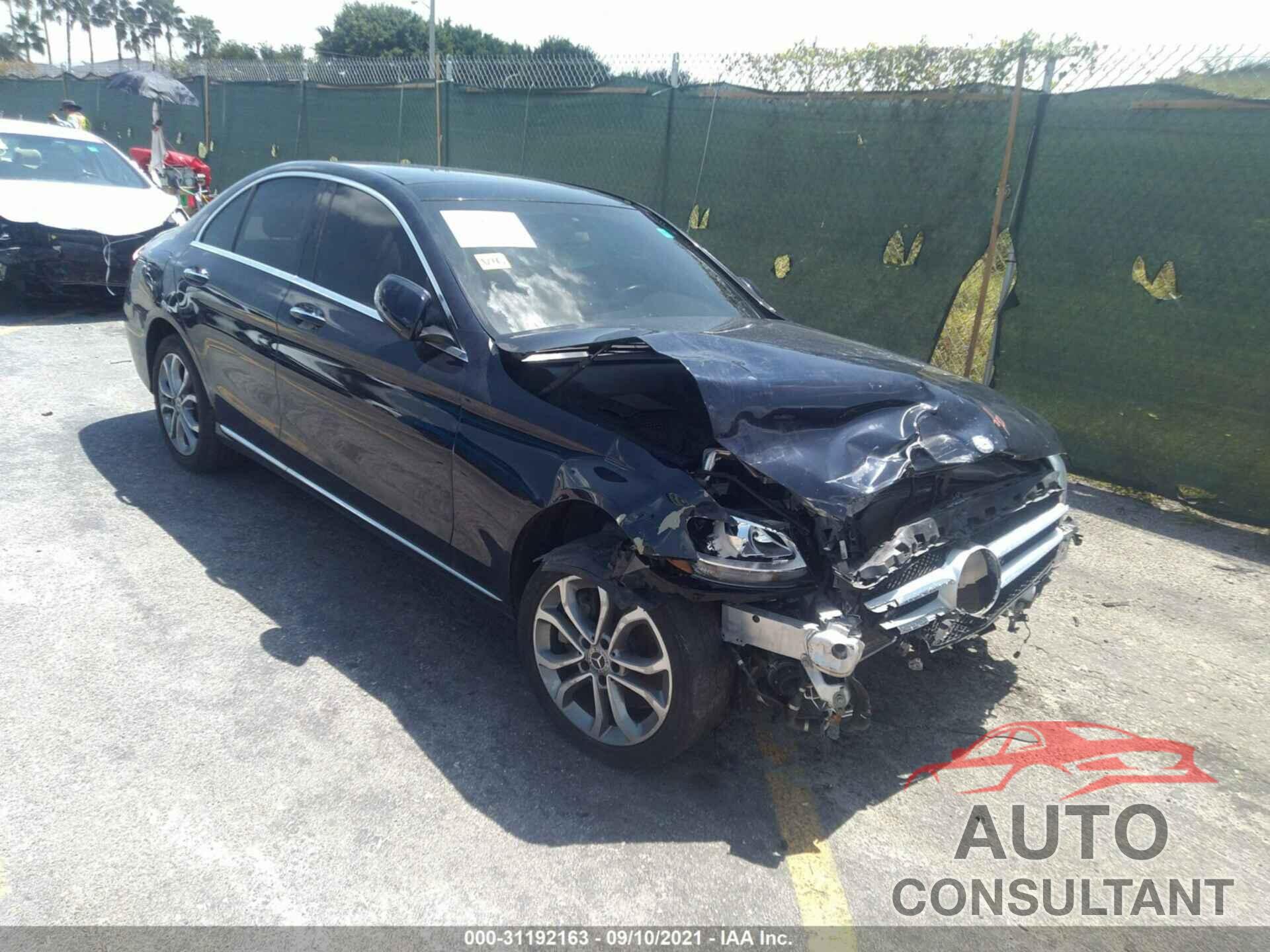 MERCEDES-BENZ C-CLASS 2017 - 55SWF4KB3HU214443
