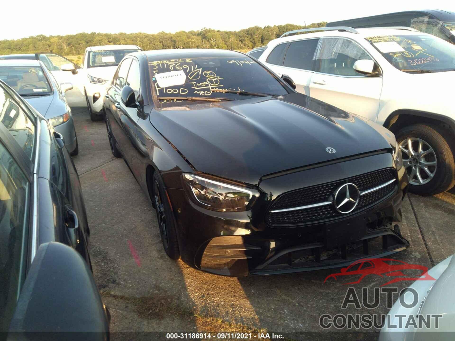 MERCEDES-BENZ E-CLASS 2021 - W1KZF8EB7MA958492