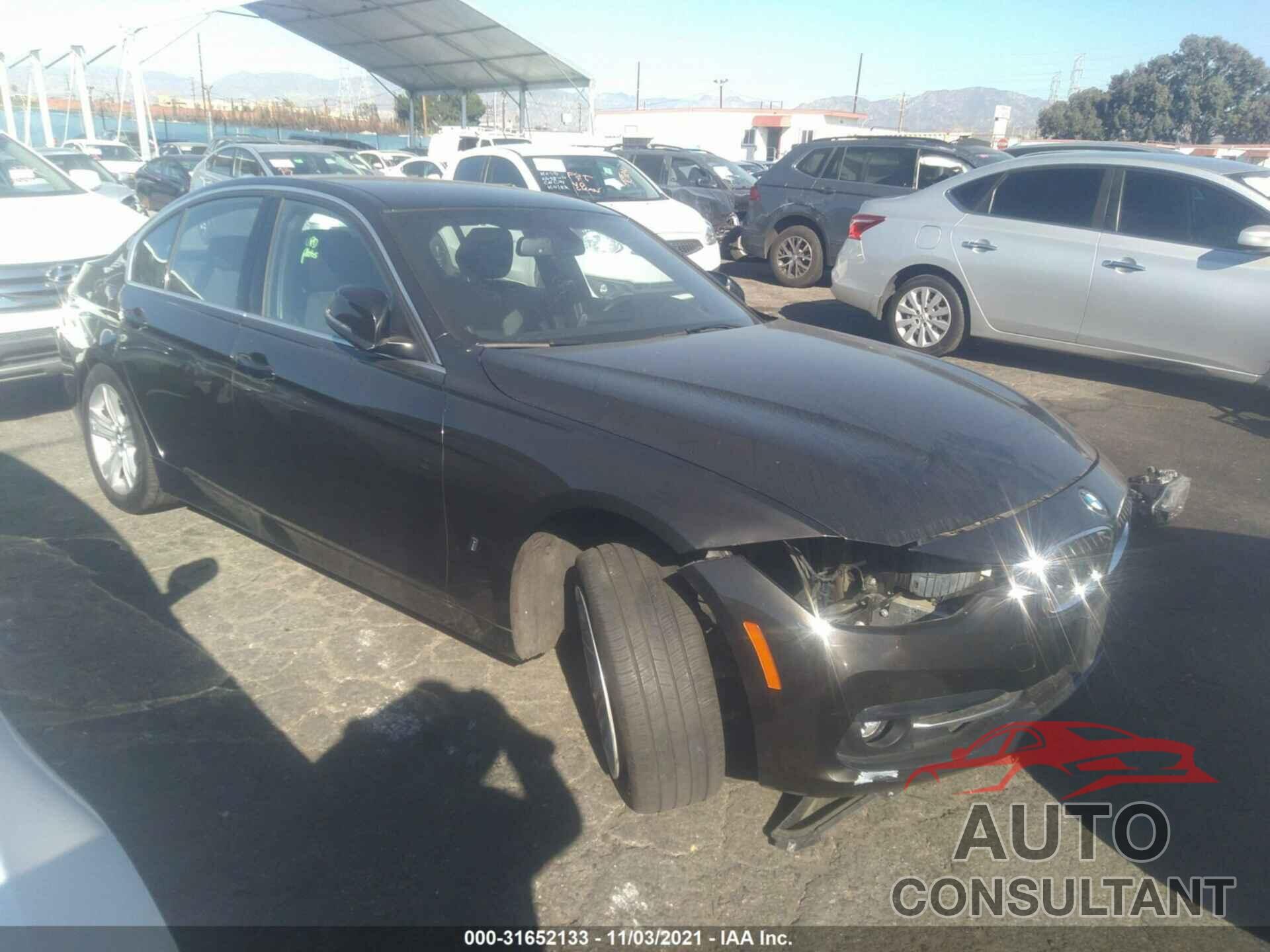BMW 3 SERIES 2018 - WBA8E1C50JA178520