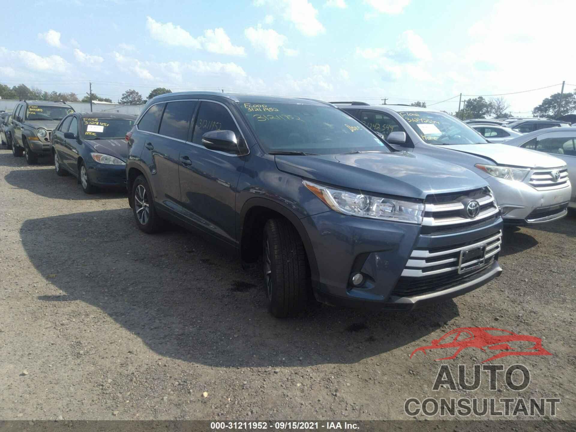 TOYOTA HIGHLANDER 2019 - 5TDJZRFH6KS722844