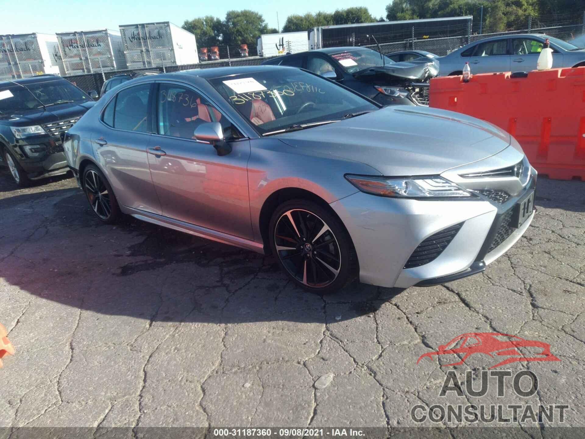 TOYOTA CAMRY 2019 - 4T1B61HK7KU771551