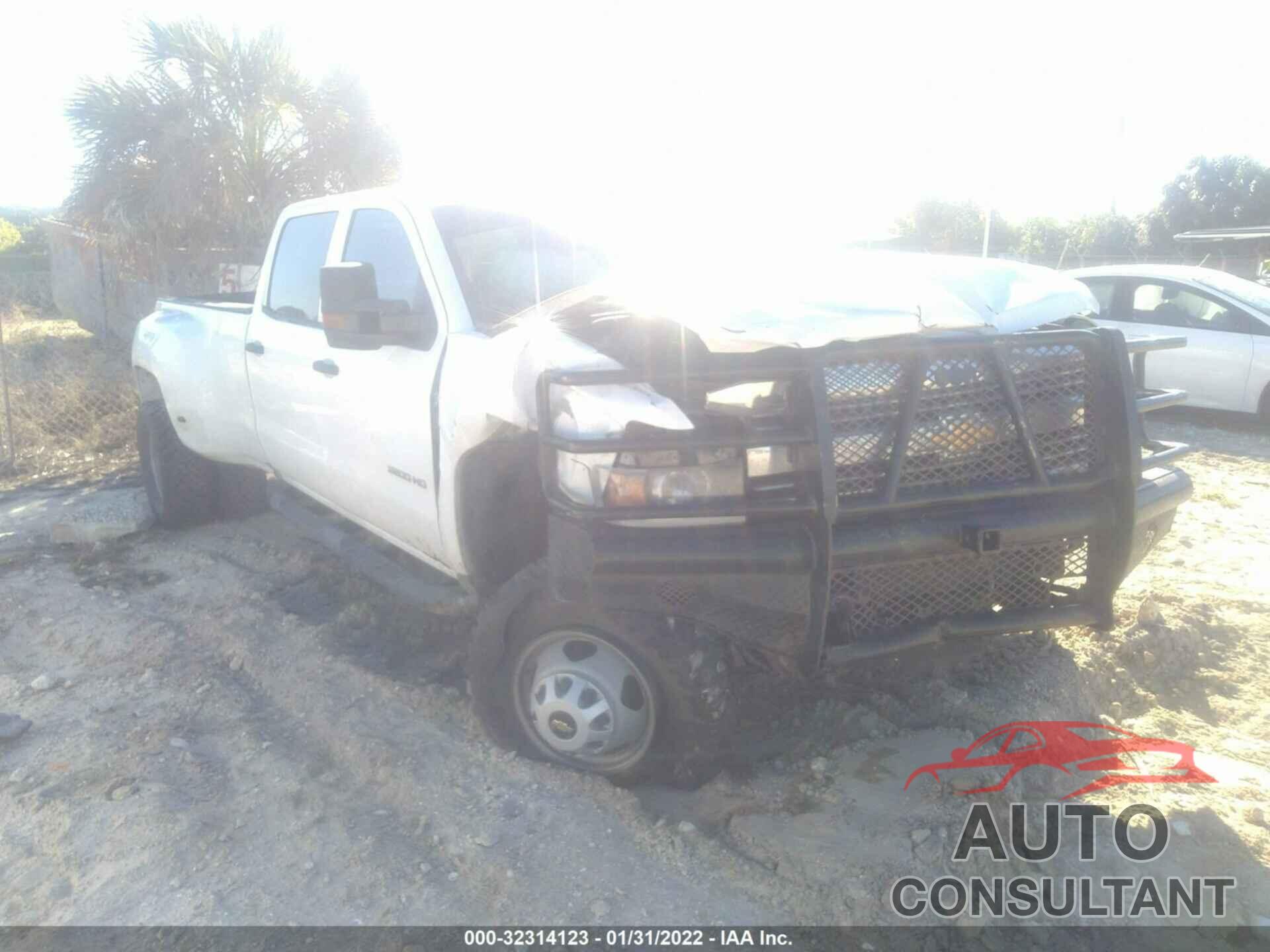 CHEVROLET SILVERADO 3500HD 2016 - 1GC4KYC86GF200948