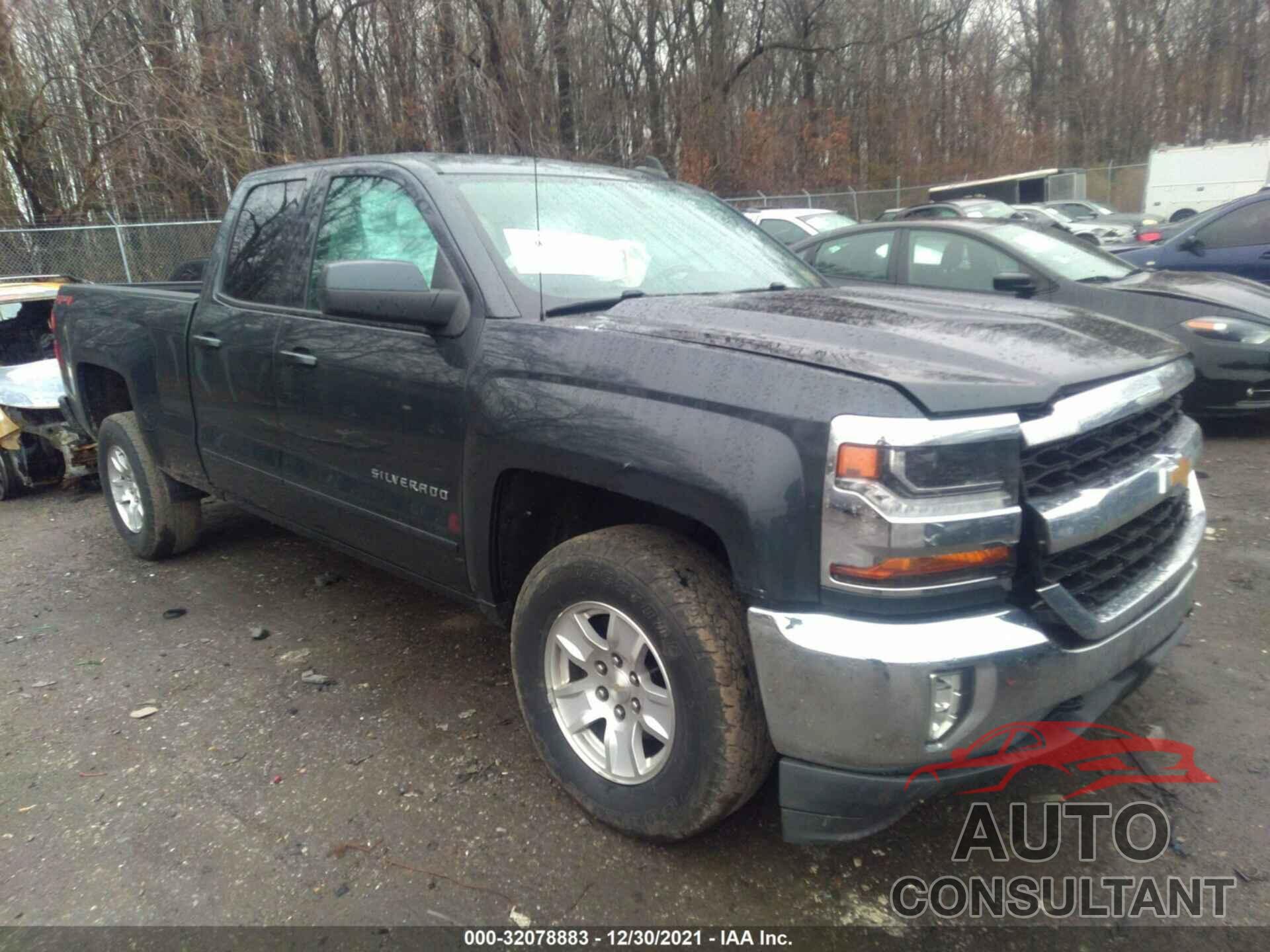 CHEVROLET SILVERADO 1500 2018 - 2GCVKREC7J1101372