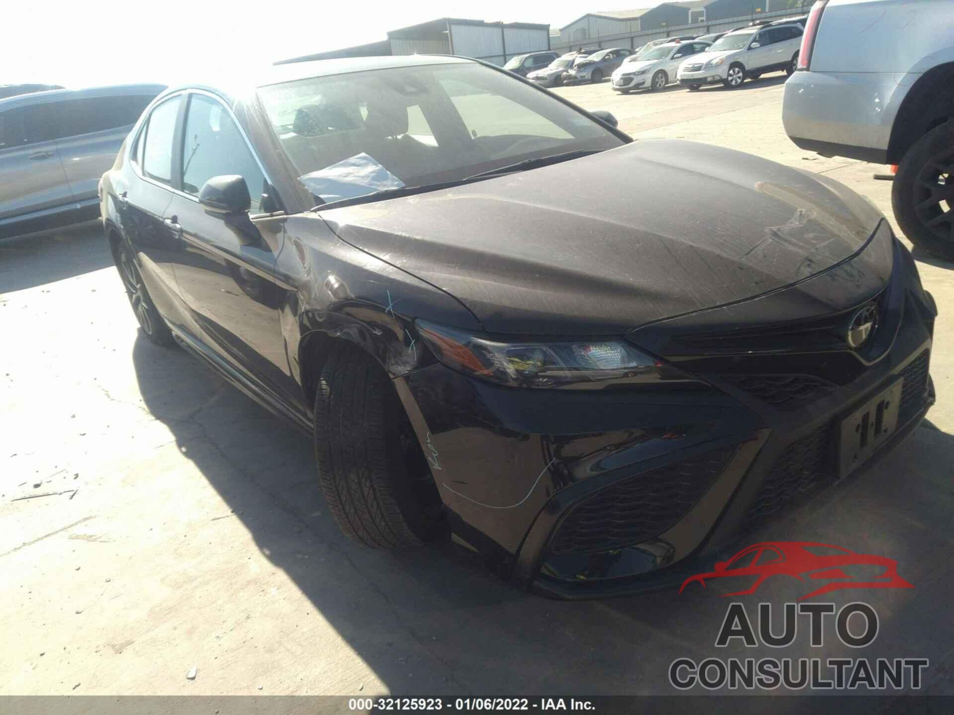 TOYOTA CAMRY 2021 - 4T1G11AK7MU576227