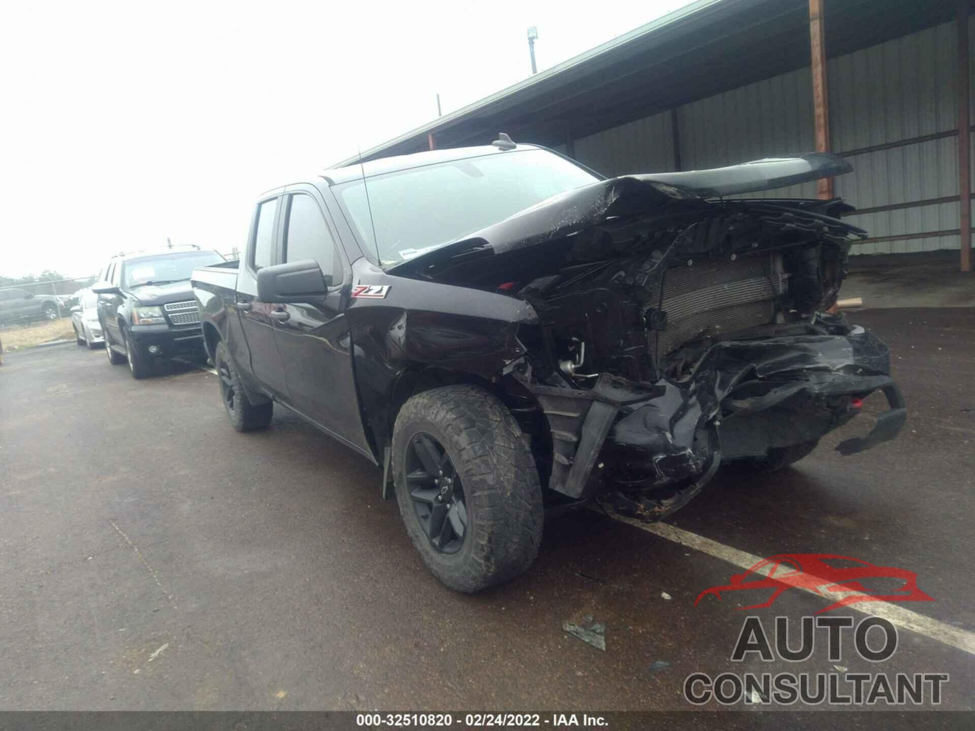 CHEVROLET SILVERADO 1500 2019 - 1GCRYCEF7KZ417256