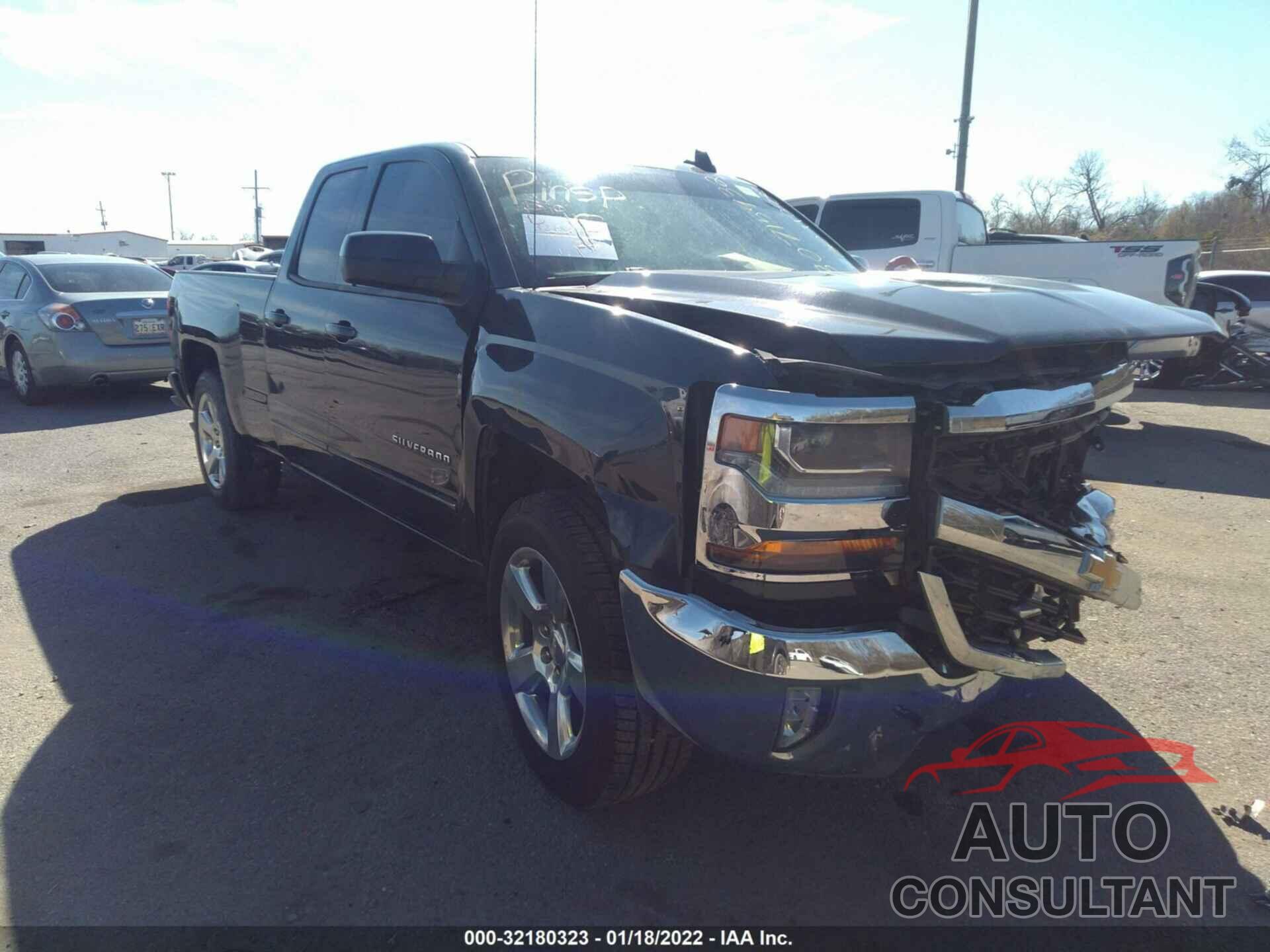 CHEVROLET SILVERADO 1500 2018 - 1GCRCREC7JZ130182