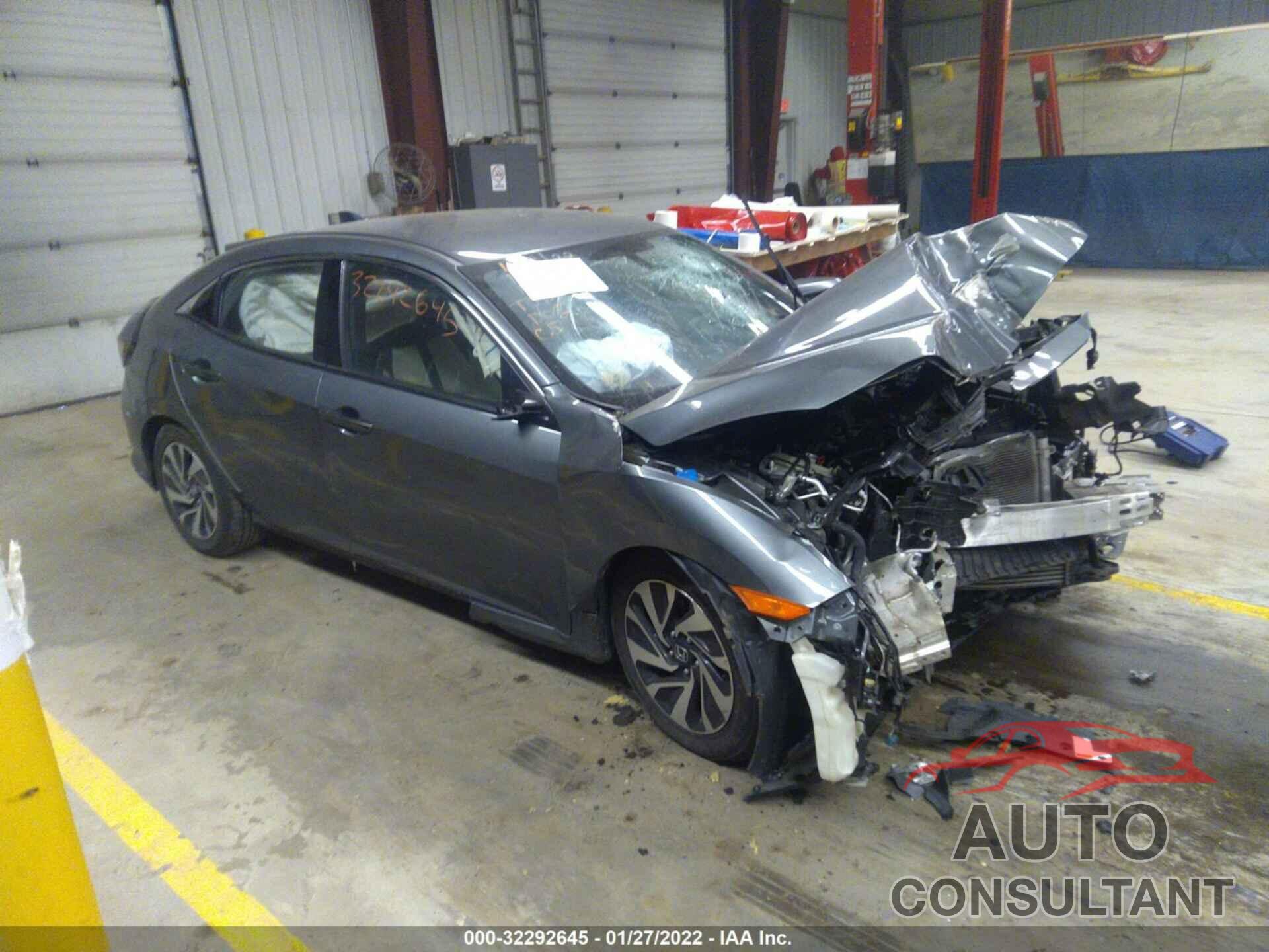 HONDA CIVIC HATCHBACK 2018 - SHHFK7H28JU404121