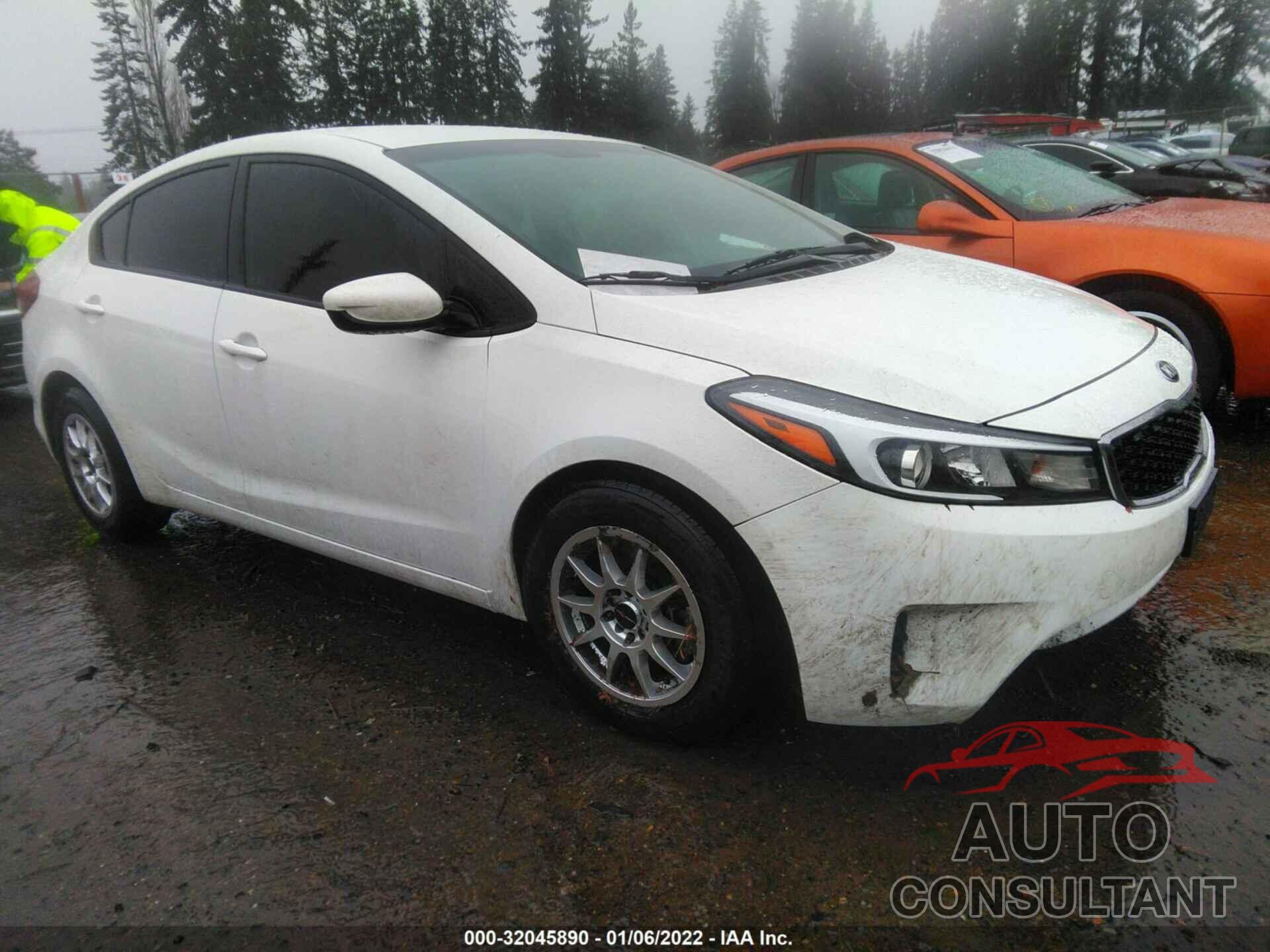 KIA FORTE 2018 - 3KPFK4A75JE271572