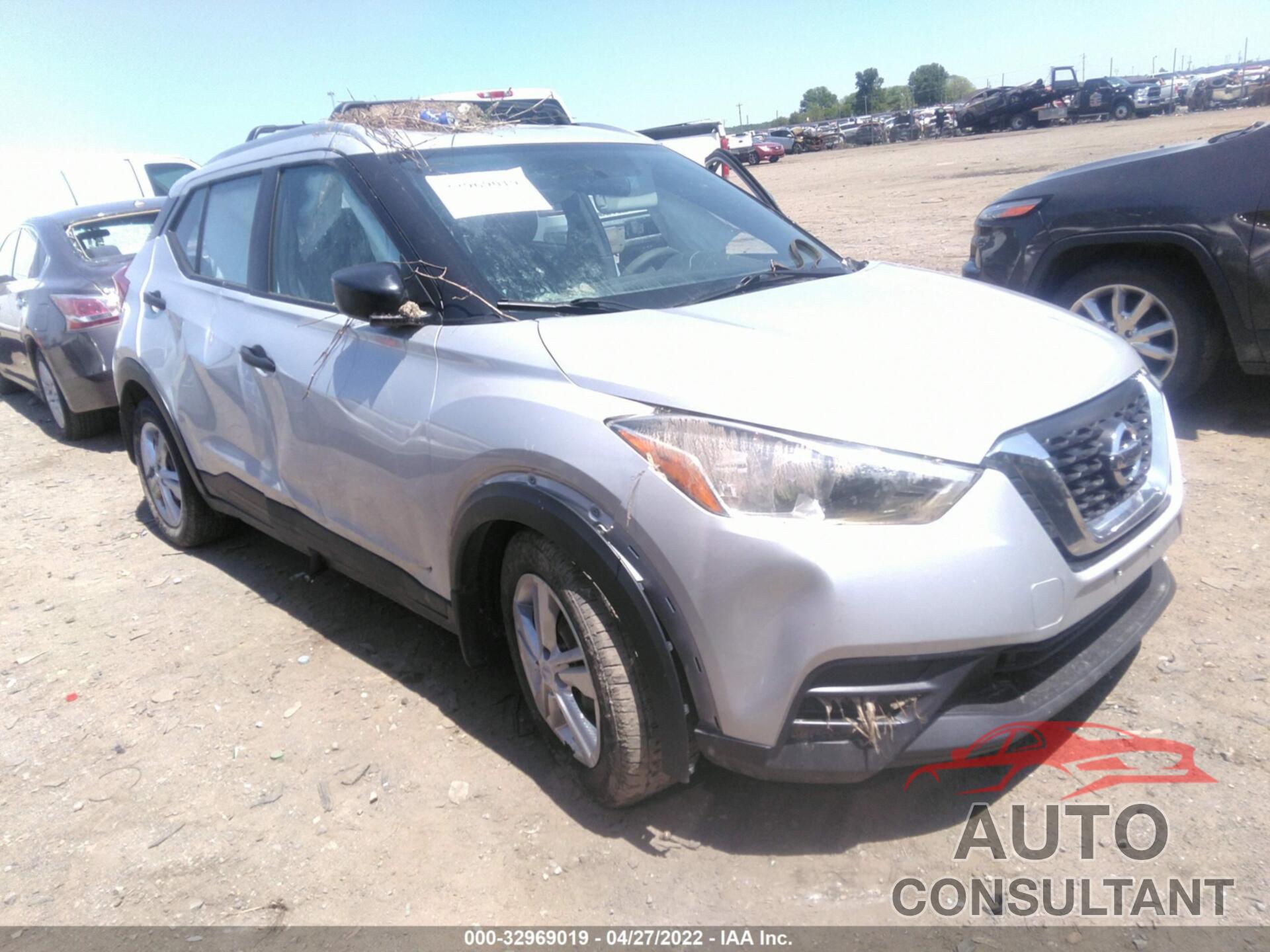 NISSAN KICKS 2019 - 3N1CP5CU5KL564577