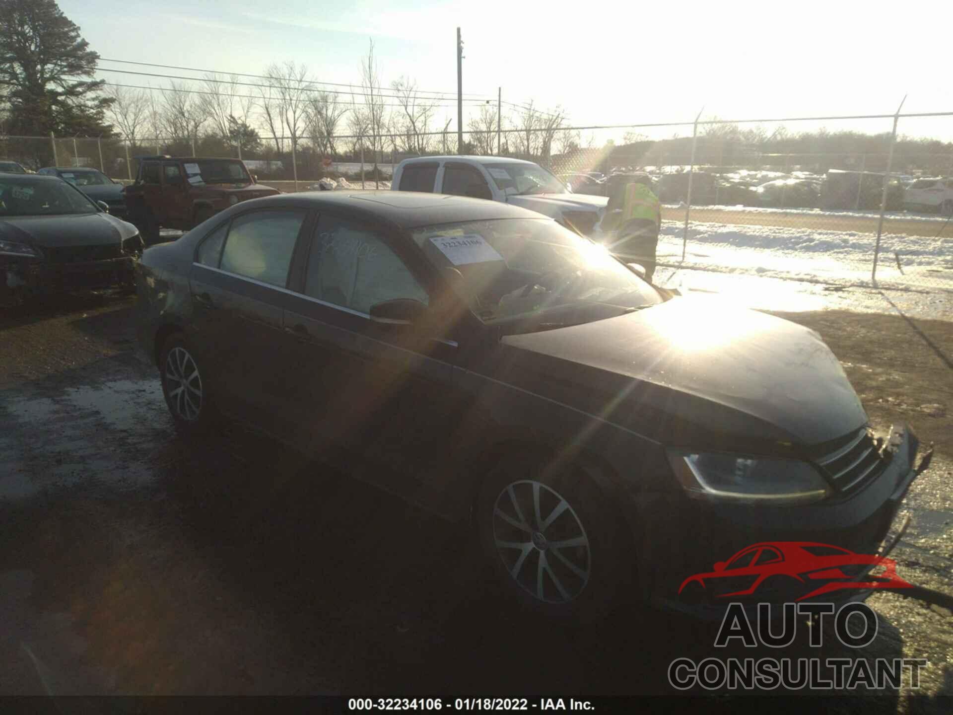 VOLKSWAGEN JETTA 2017 - 3VWDB7AJ2HM225053