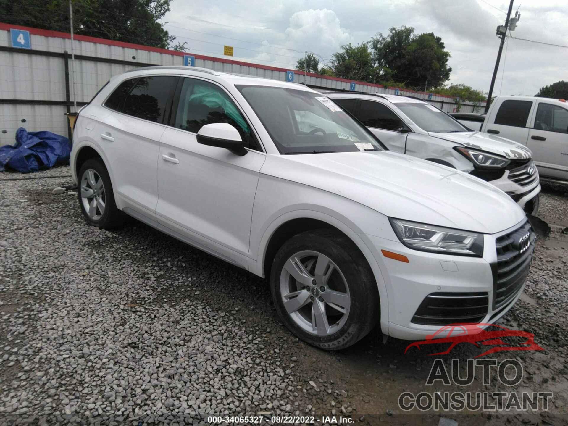 AUDI Q5 2018 - WA1BNAFY2J2212279