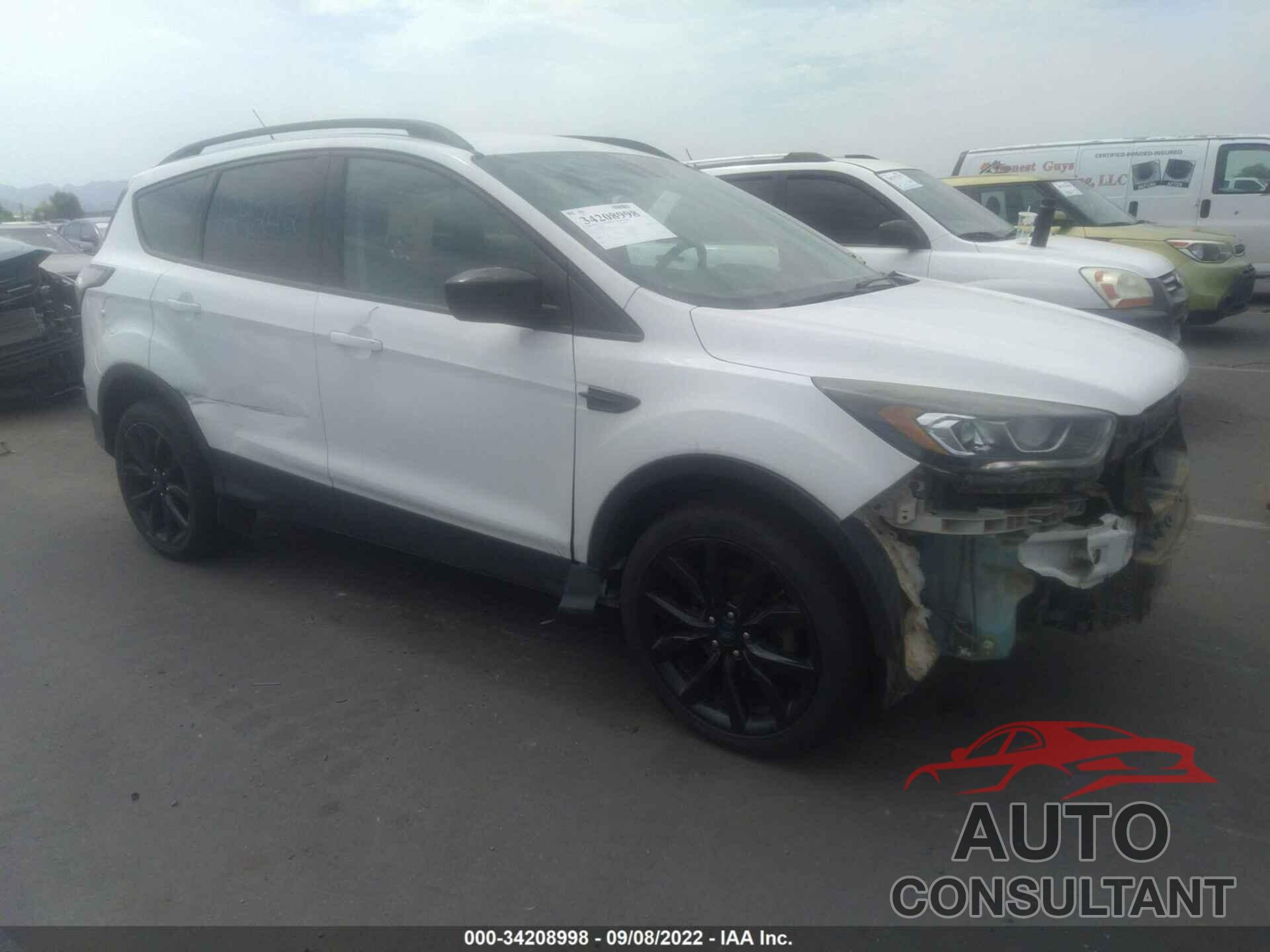 FORD ESCAPE 2017 - 1FMCU0GD6HUC28398