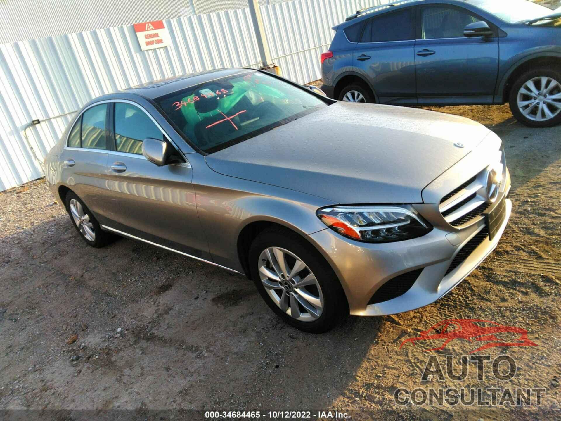 MERCEDES-BENZ C-CLASS 2019 - 55SWF8EB8KU302236