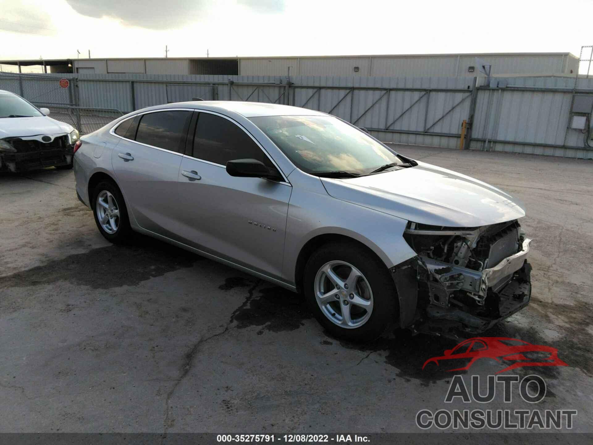 CHEVROLET MALIBU 2018 - 1G1ZB5ST5JF271617
