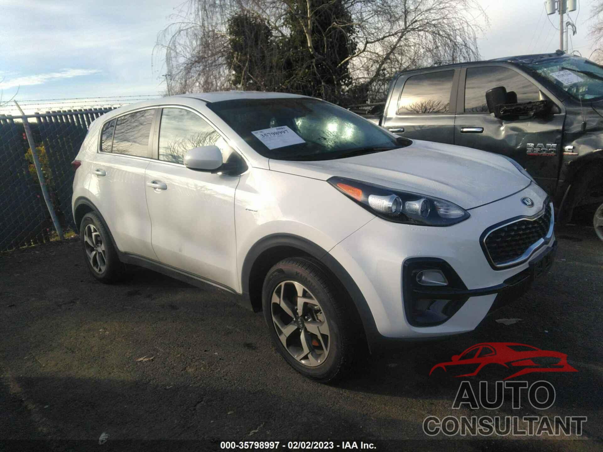 KIA SPORTAGE 2021 - KNDPMCAC3M7878600