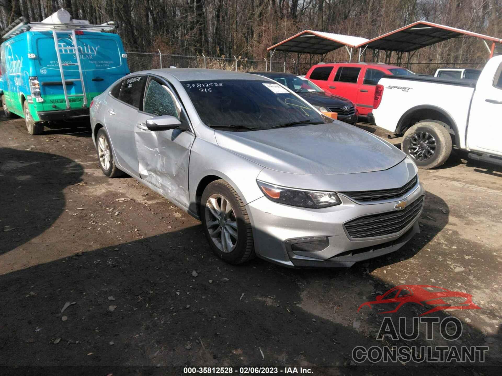CHEVROLET MALIBU 2017 - 1G1ZE5ST0HF205803