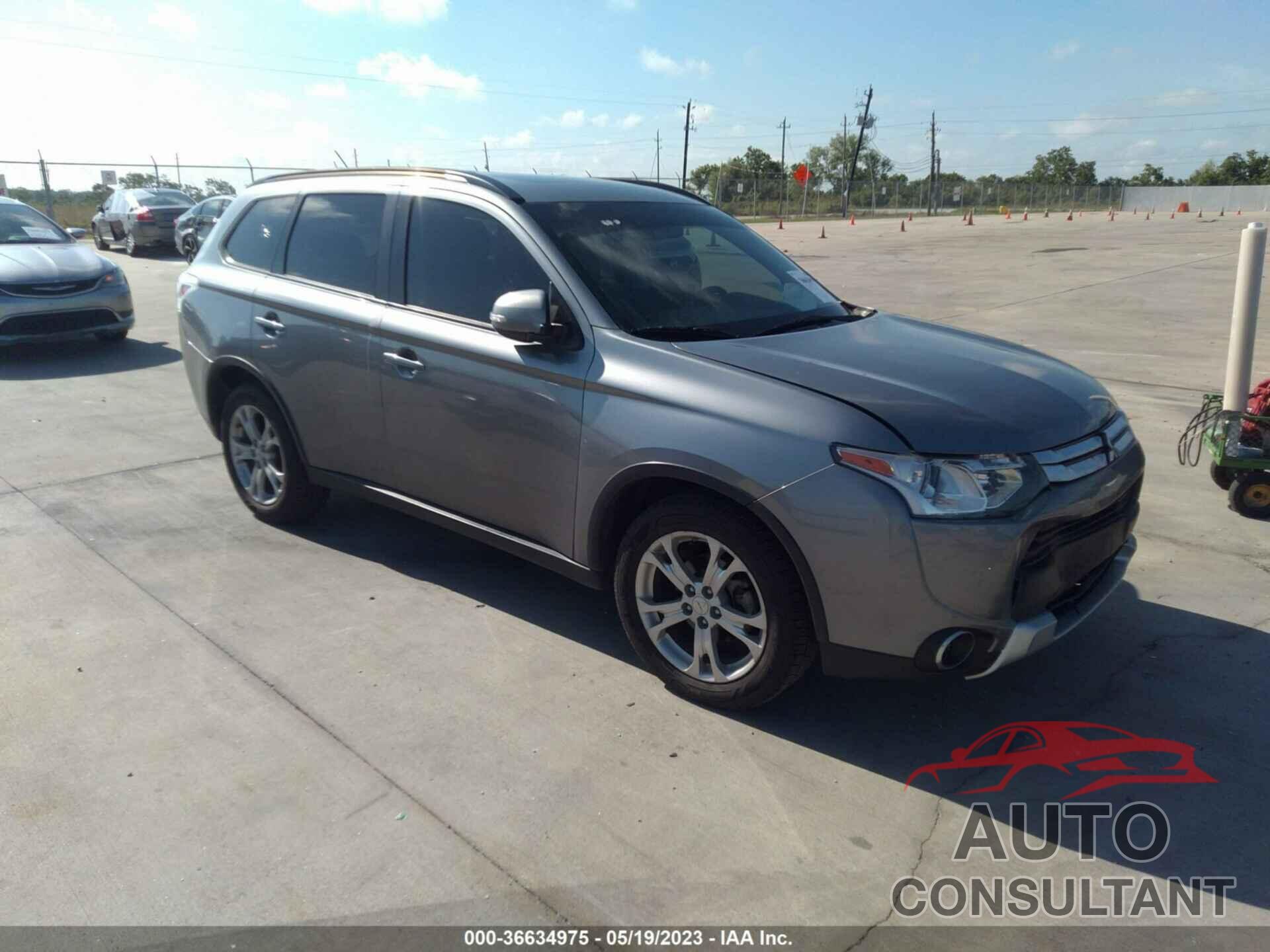 MITSUBISHI OUTLANDER 2015 - JA4AD3A36FZ001297