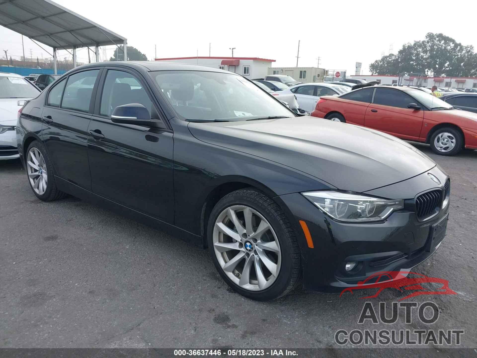 BMW 3 SERIES 2018 - WBA8E1G58JNU91642