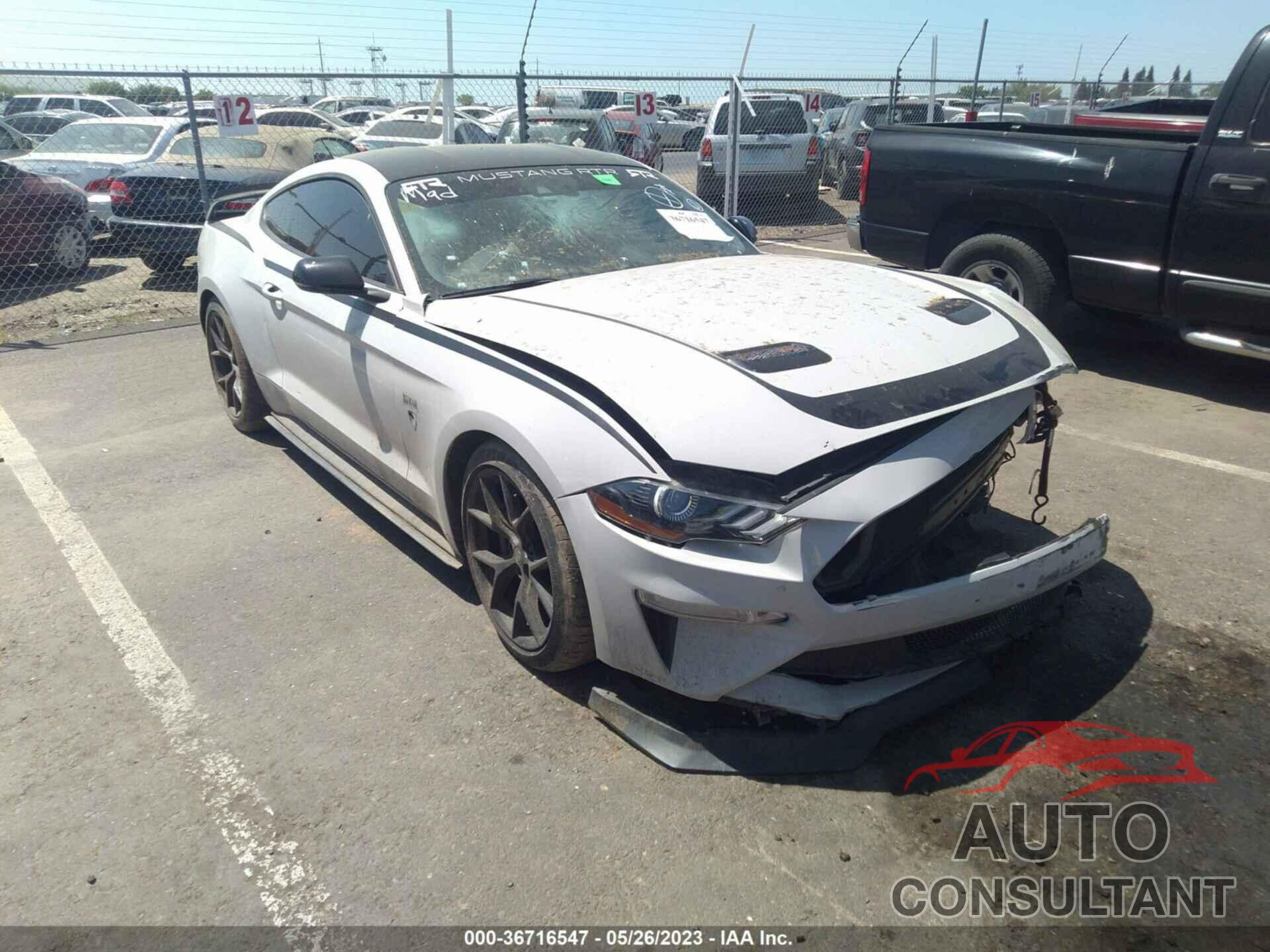 FORD MUSTANG 2020 - 1FA6P8CF8L5125135