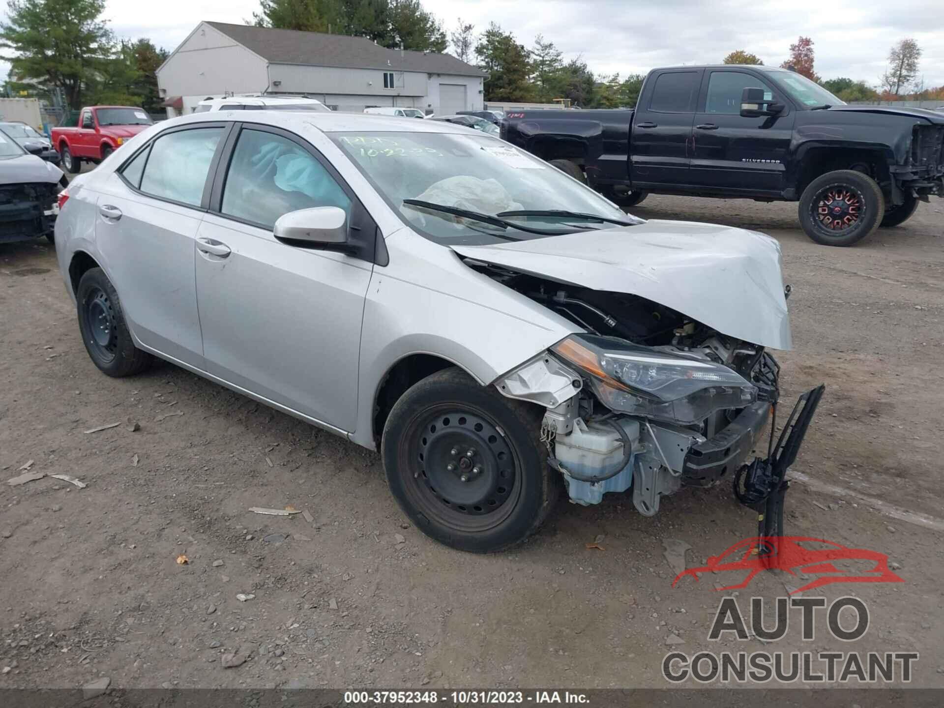 TOYOTA COROLLA 2018 - 2T1BURHE4JC016209