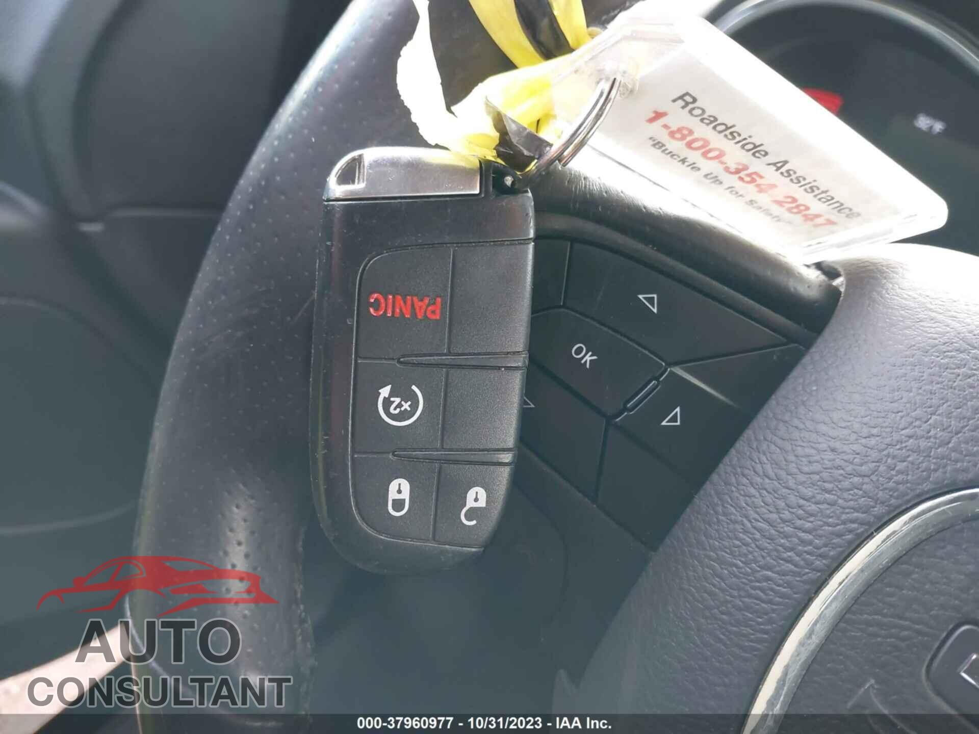 DODGE DURANGO 2018 - 1C4RDJAG9JC248812