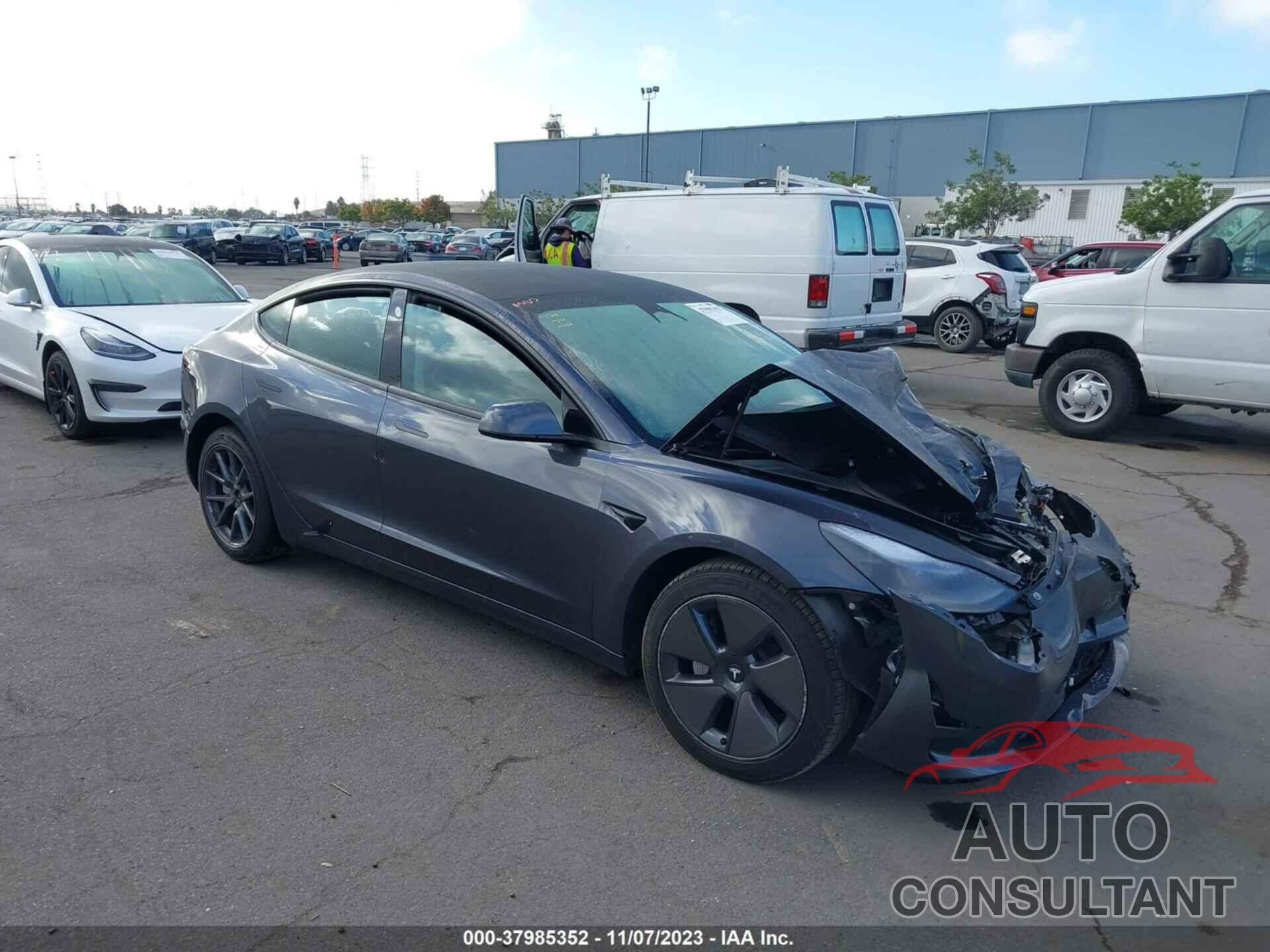 TESLA MODEL 3 2023 - 5YJ3E1EA5PF617220