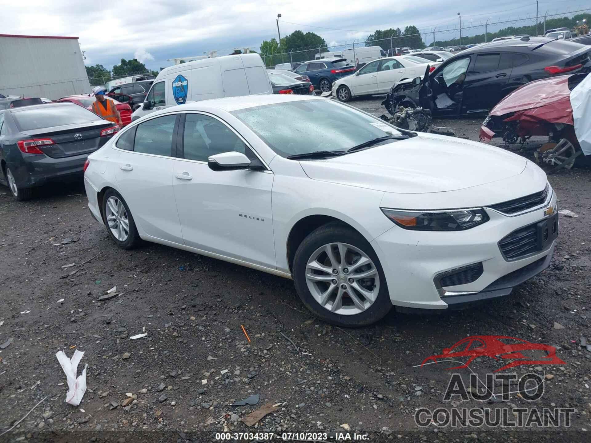 CHEVROLET MALIBU 2016 - 1G1ZE5ST5GF360233