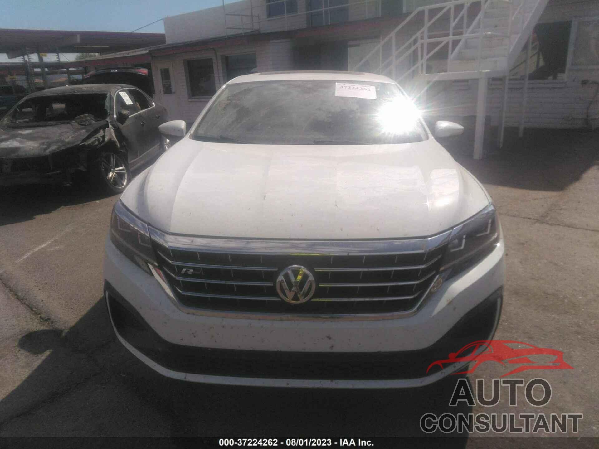 VOLKSWAGEN PASSAT 2020 - 1VWMA7A36LC027526