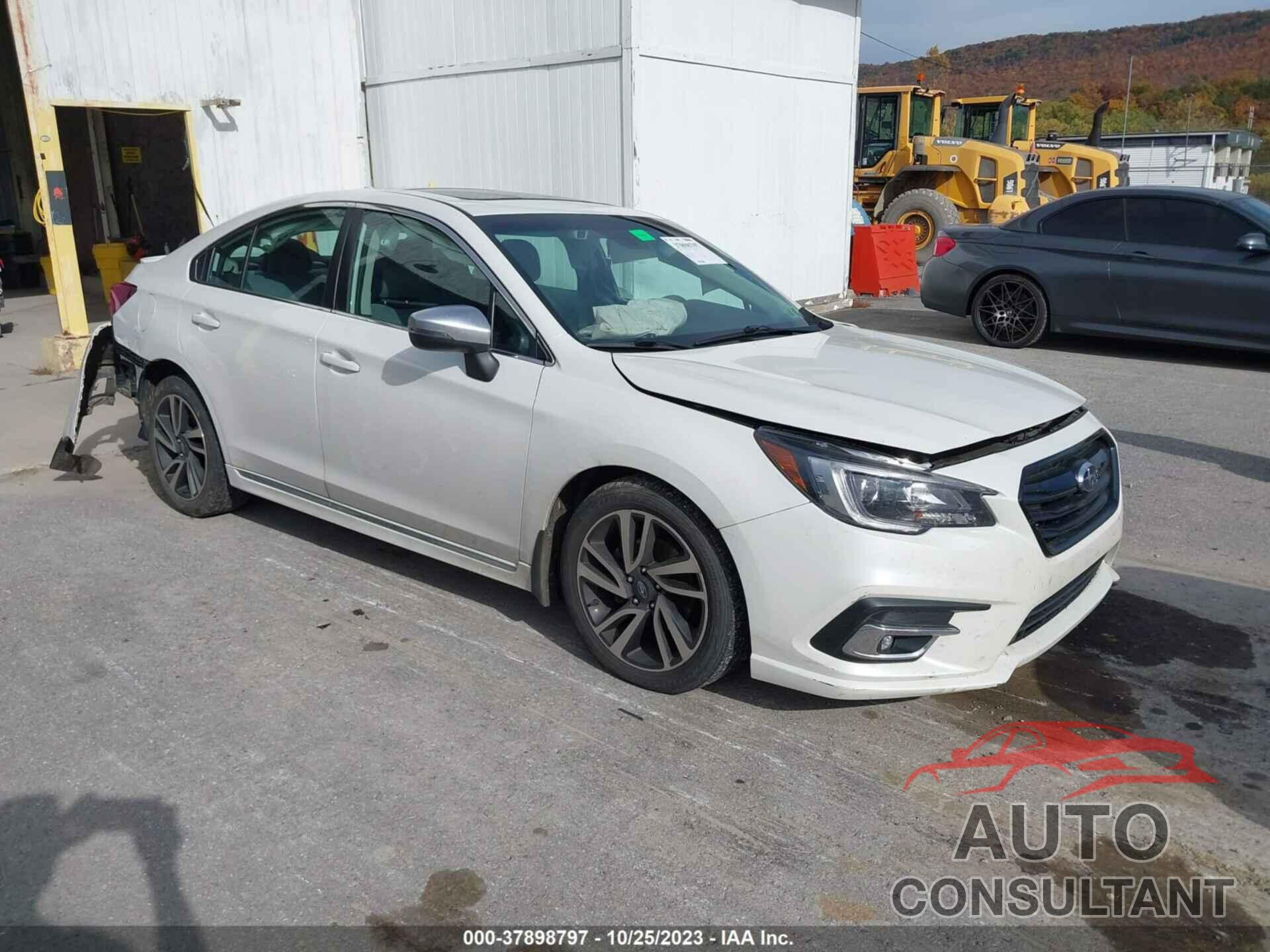 SUBARU LEGACY 2018 - 4S3BNAS62J3038993