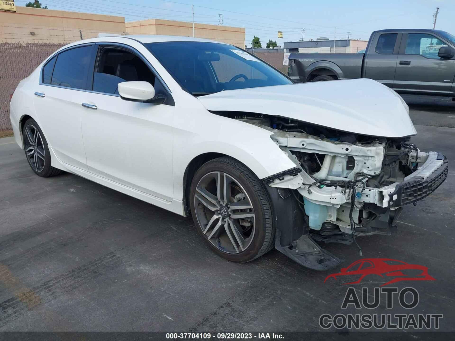 HONDA ACCORD 2017 - 1HGCR2F58HA229017