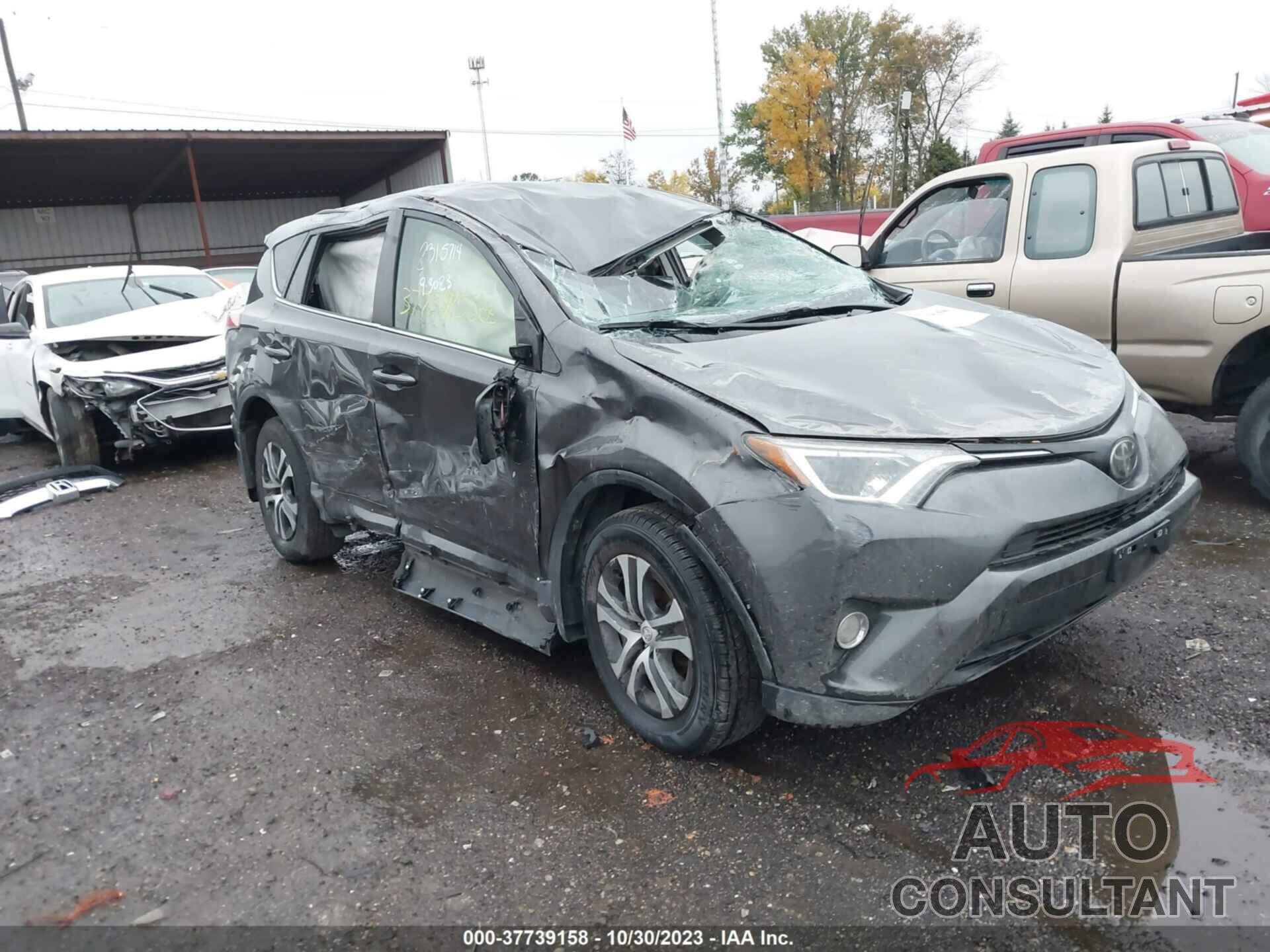 TOYOTA RAV4 2018 - JTMBFREV2JJ729371