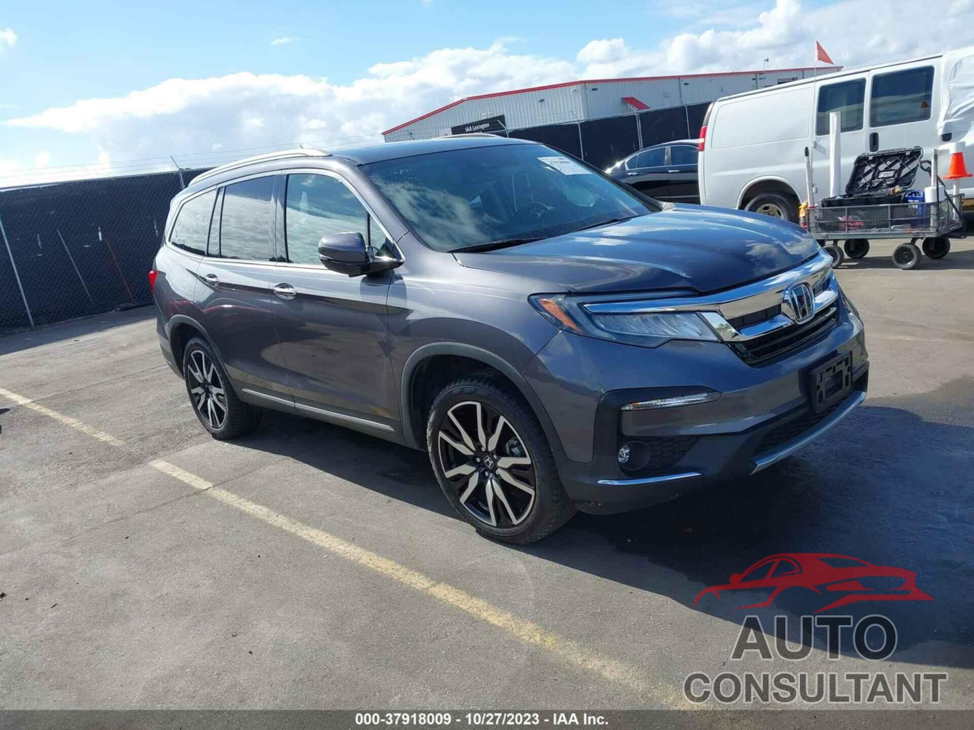 HONDA PILOT 2019 - 5FNYF5H68KB015552