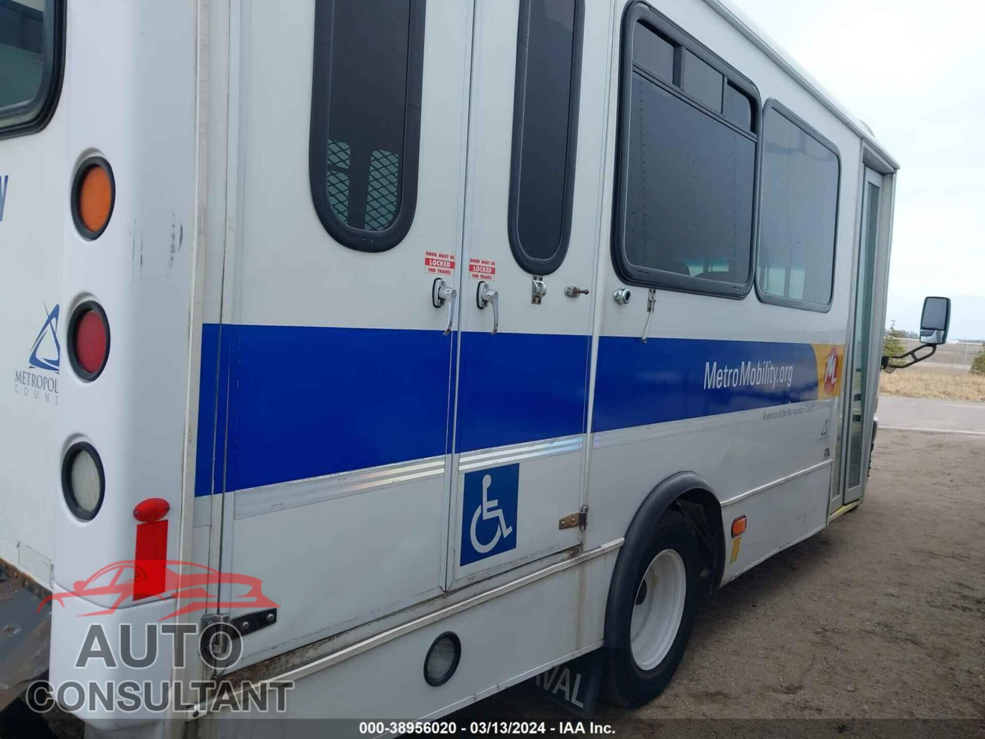 FORD ECONOLINE 2017 - 1FDFE4FS6HDC35384