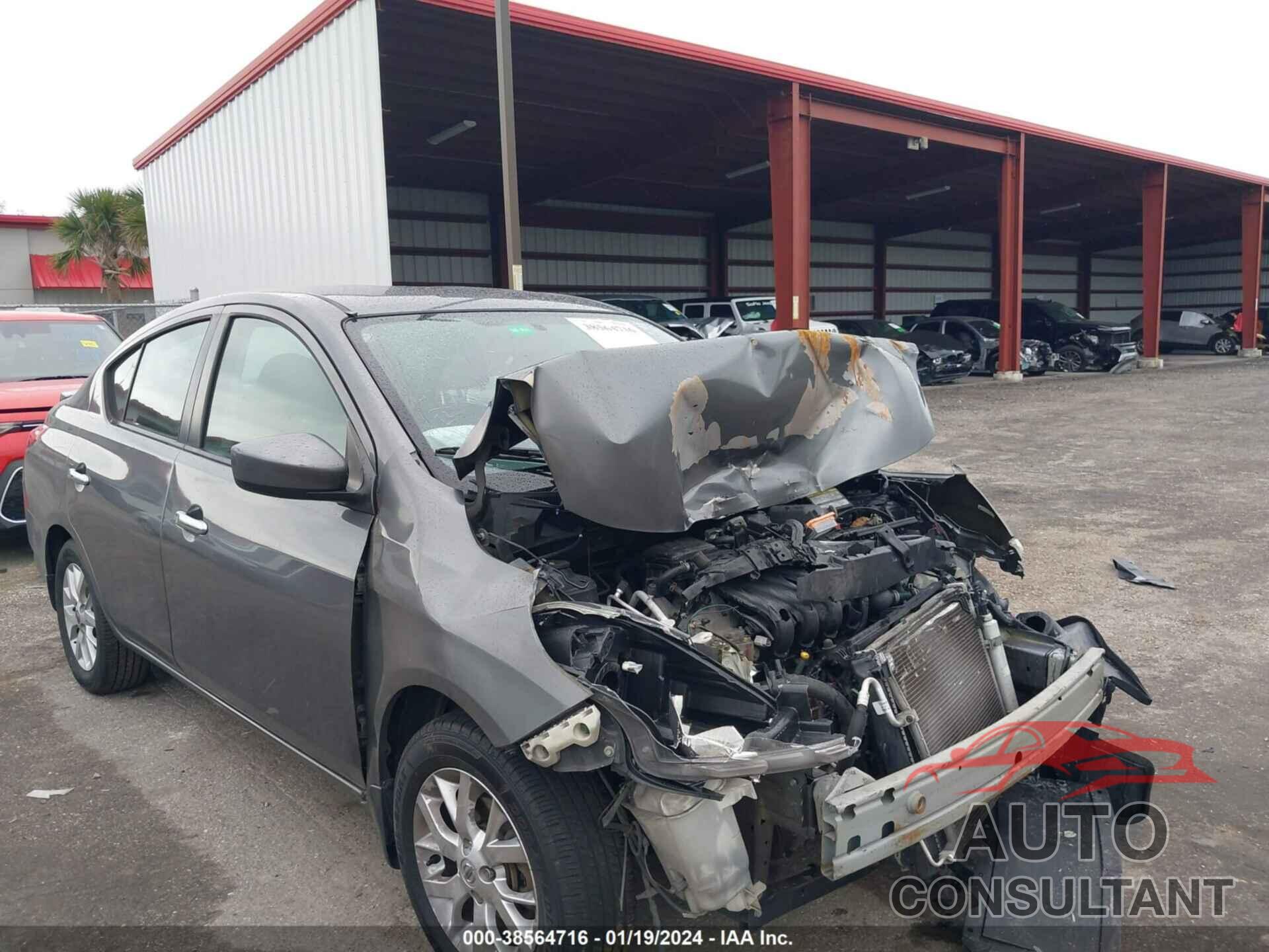 NISSAN VERSA 2018 - 3N1CN7AP4JL884728